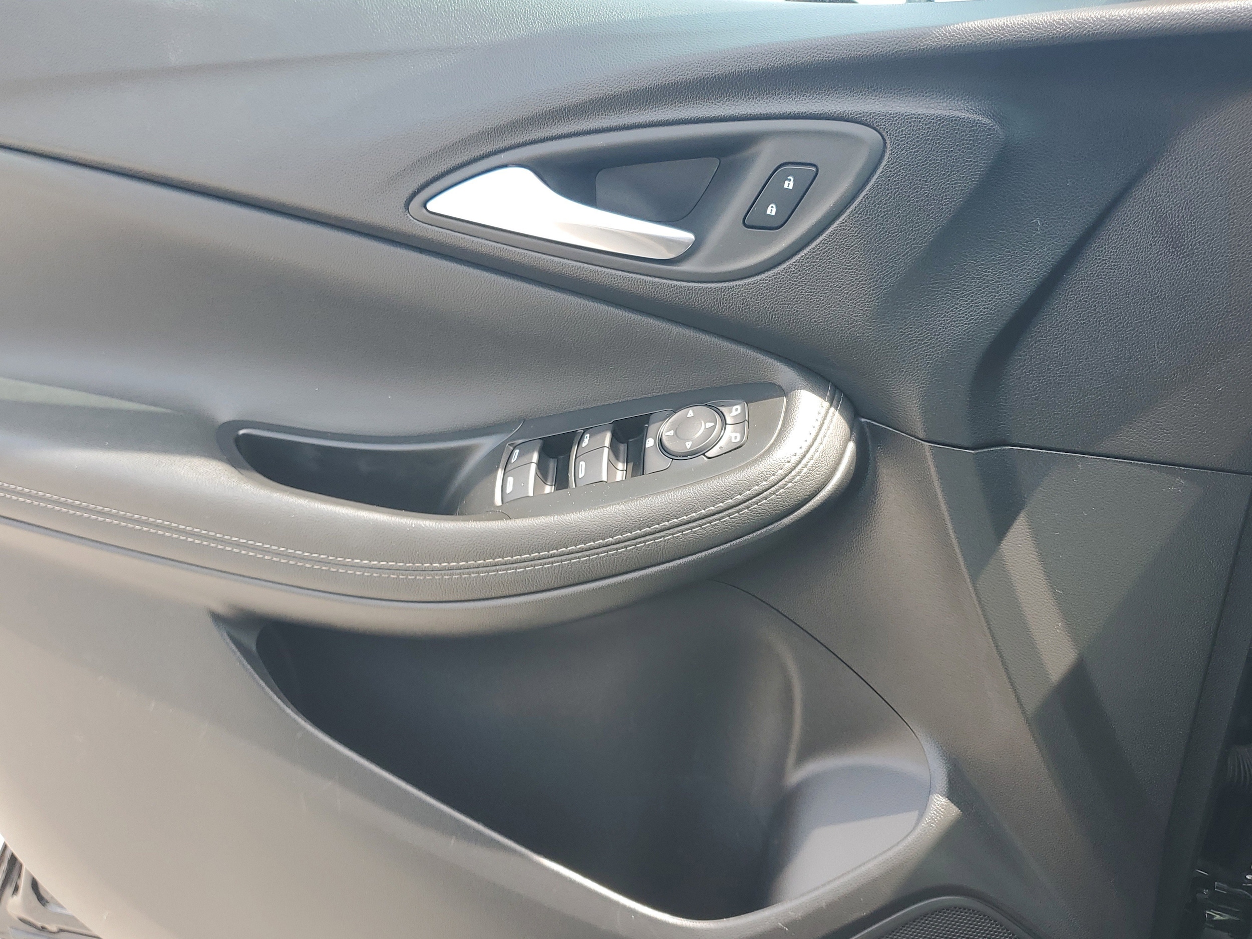 2025 Buick Encore GX Preferred - Photo 19