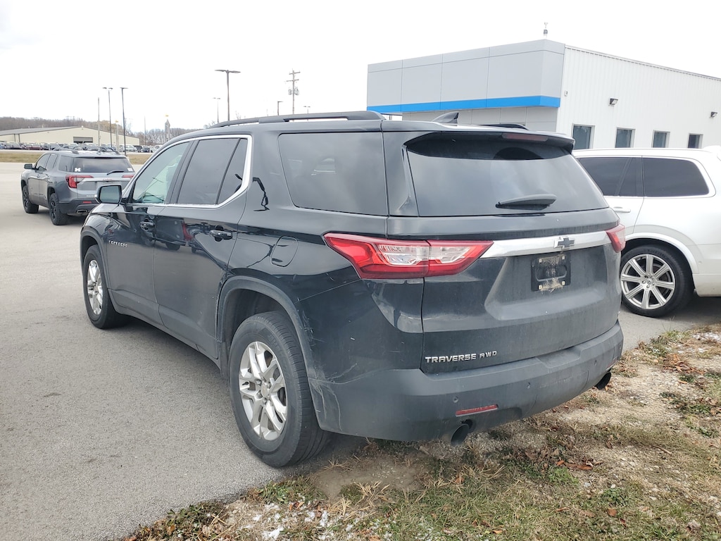 Used 2019 Chevrolet Traverse LT Cloth SUV