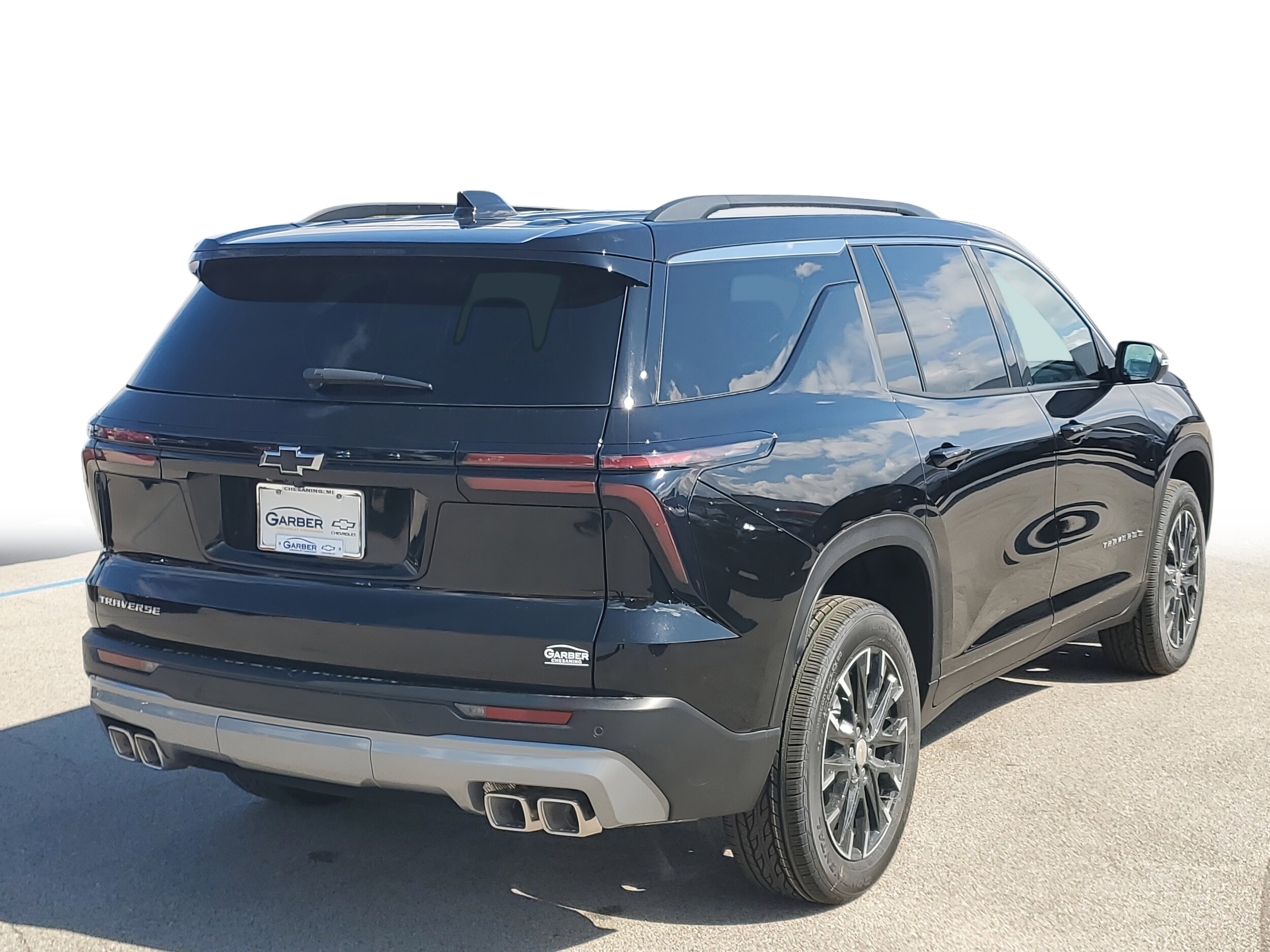 2026 Chevrolet Traverse photo 4