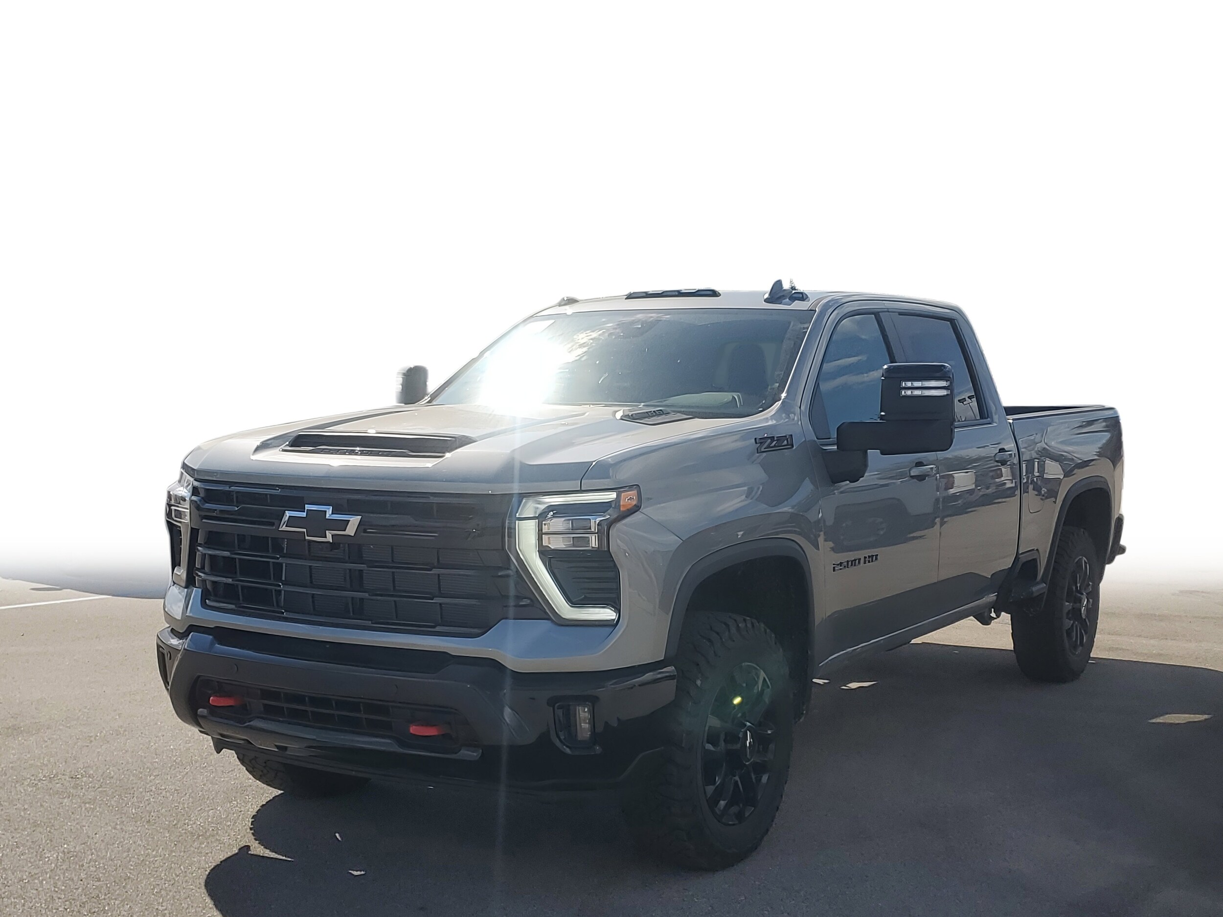2025 Chevrolet Silverado 2500HD LT photo 2