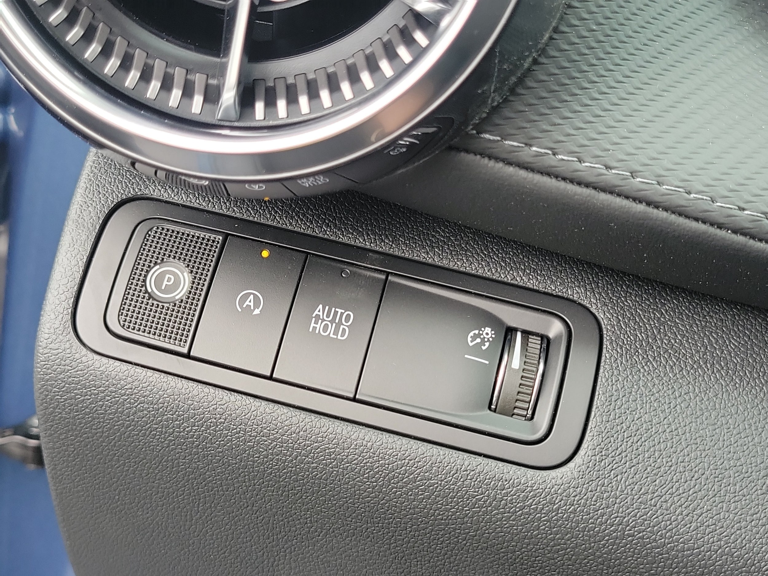 2027 Chevrolet Equinox LT - Photo 8