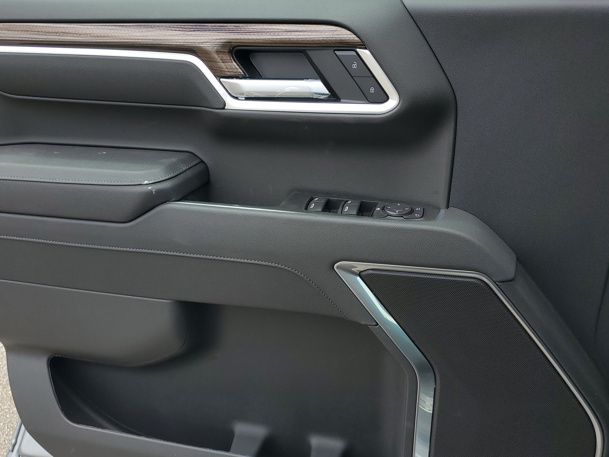 2026 Chevrolet Silverado 1500 LT - Photo 19