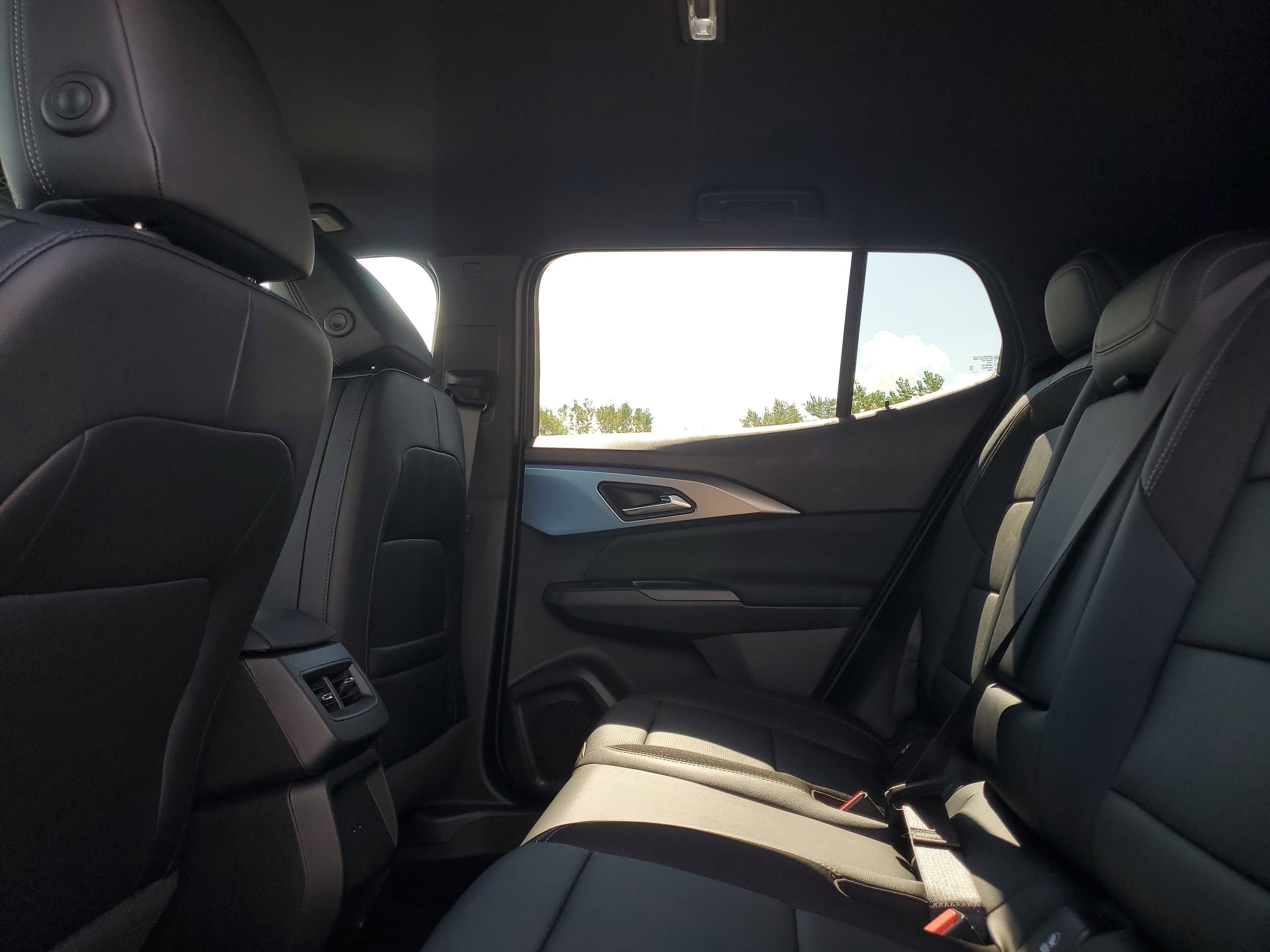 2026 Chevrolet Equinox EV 2LT - Photo 25