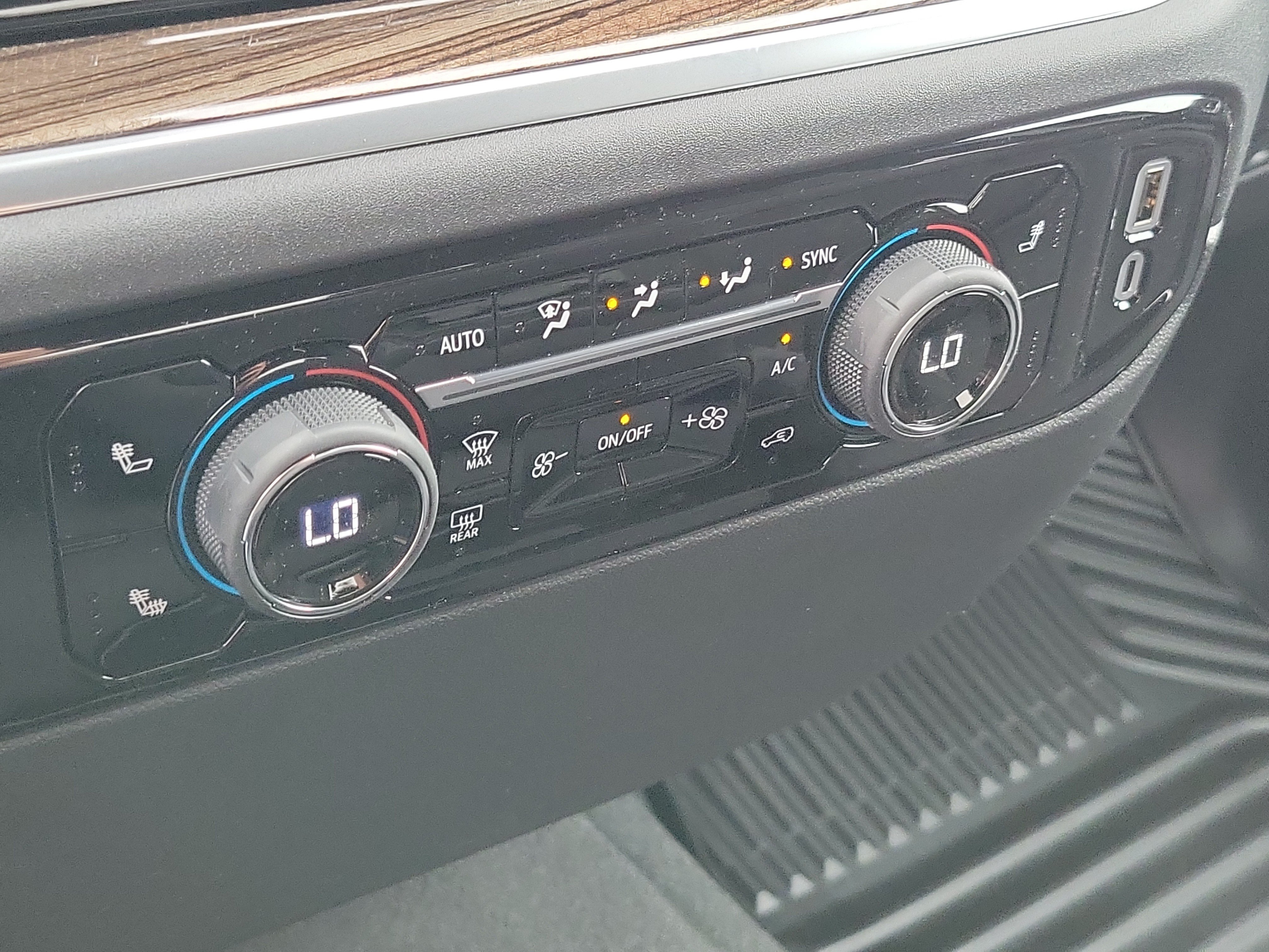 2026 Chevrolet Silverado 1500 LT - Photo 24