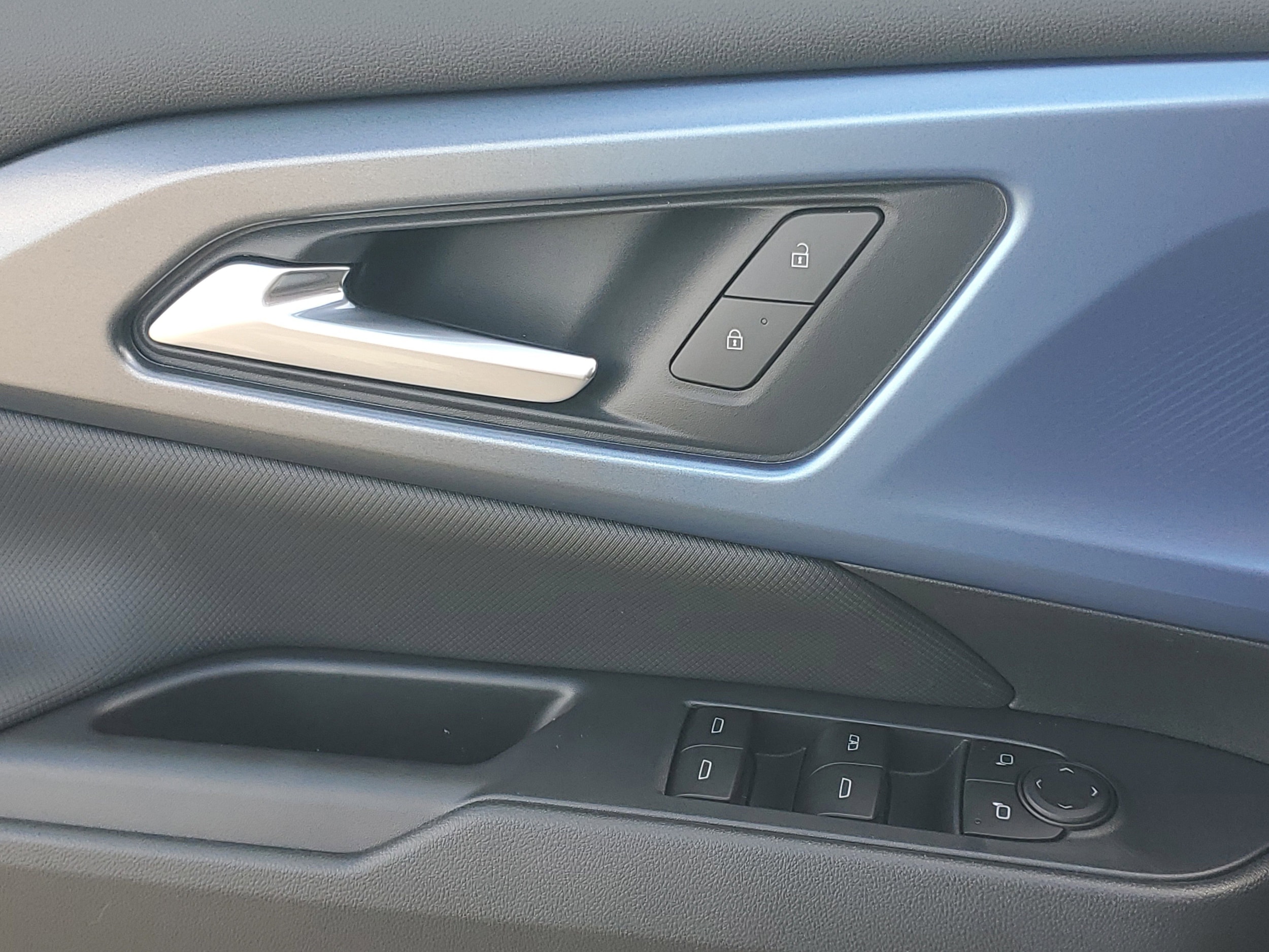 2026 Chevrolet Equinox EV 2LT - Photo 20