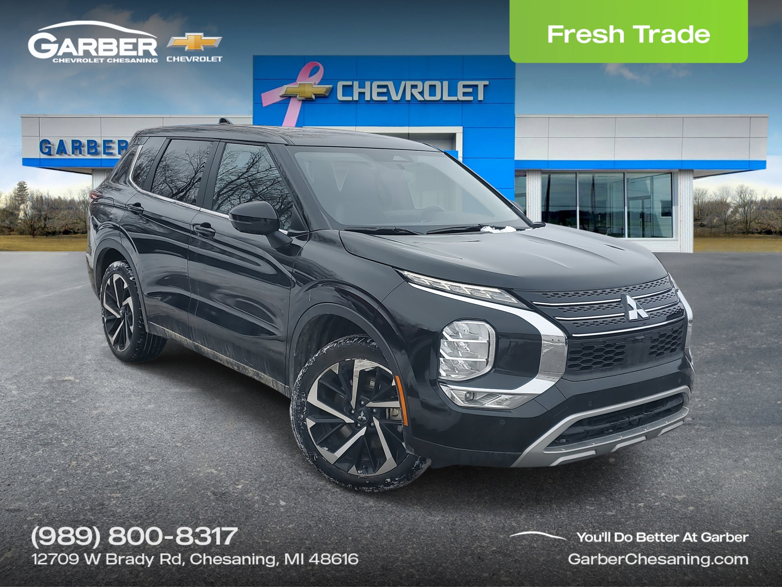 2024 Mitsubishi Outlander SE's photo