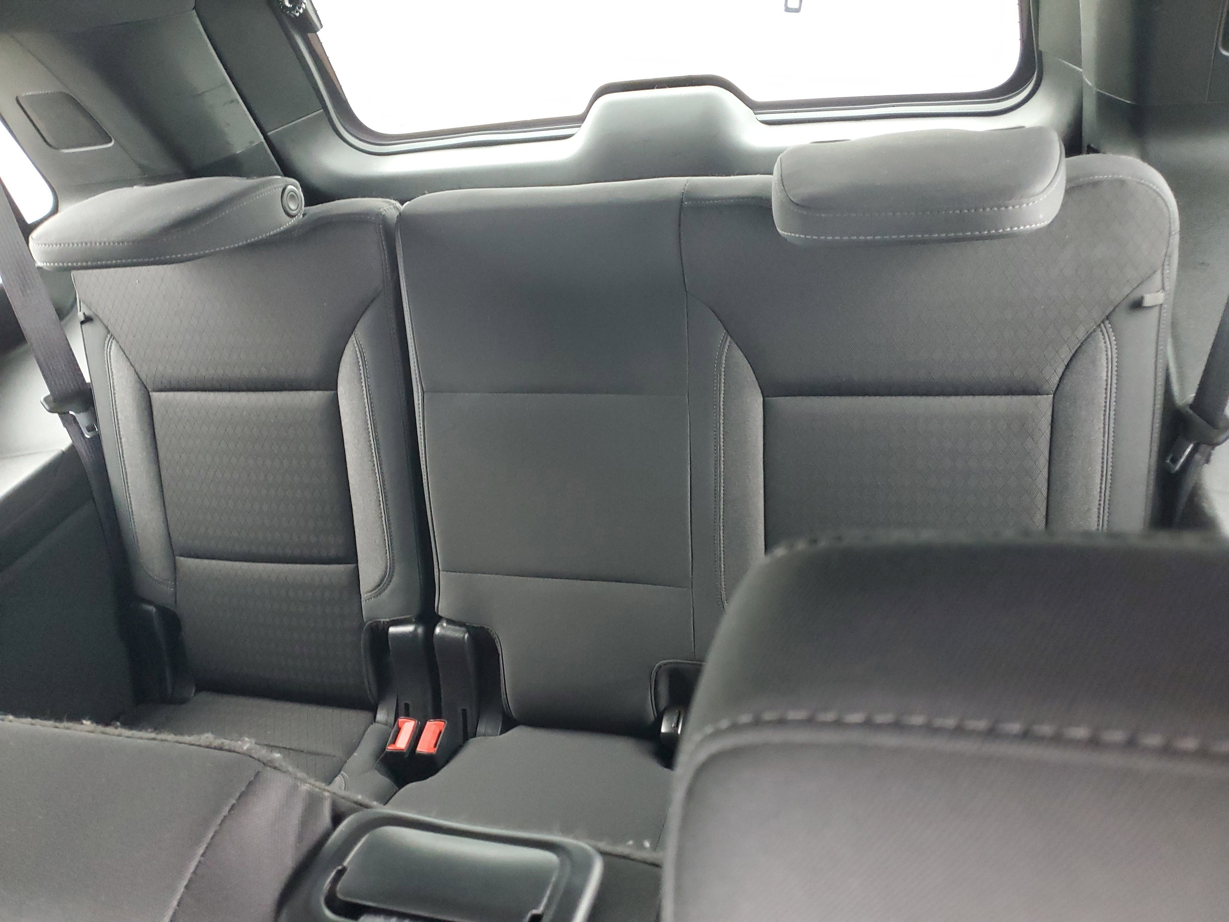 2024 GMC Yukon SLE - Photo 28