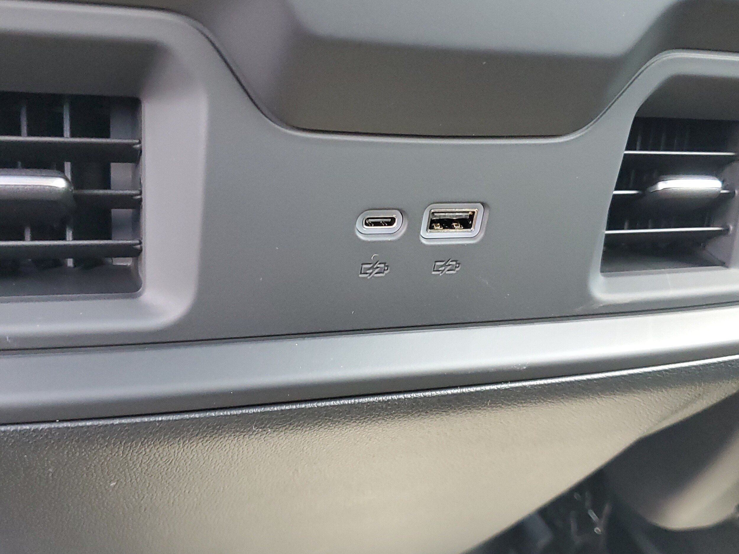 2026 Chevrolet Silverado 1500 RST - Photo 24
