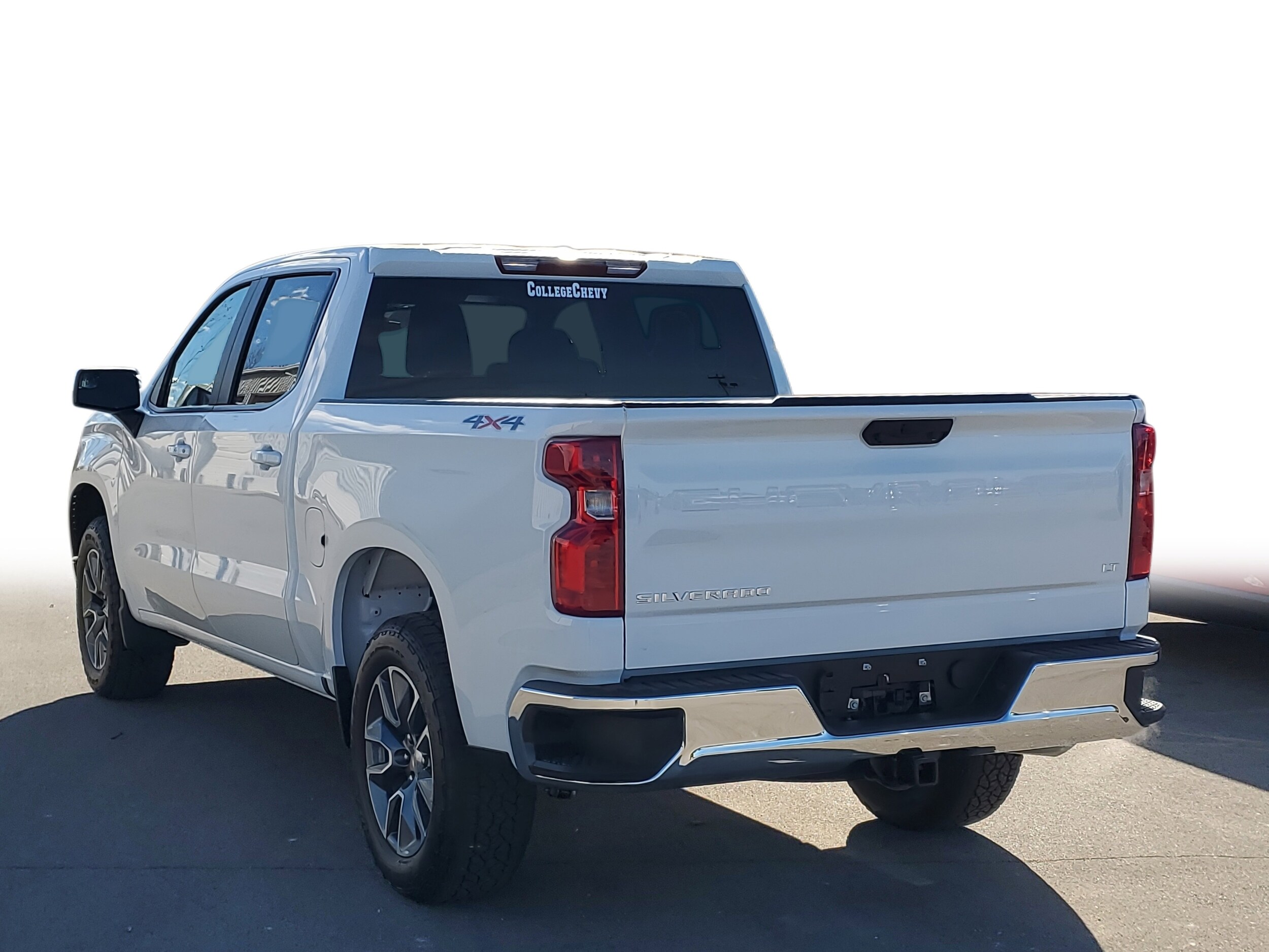 2026 Chevrolet Silverado 1500 LT photo 3