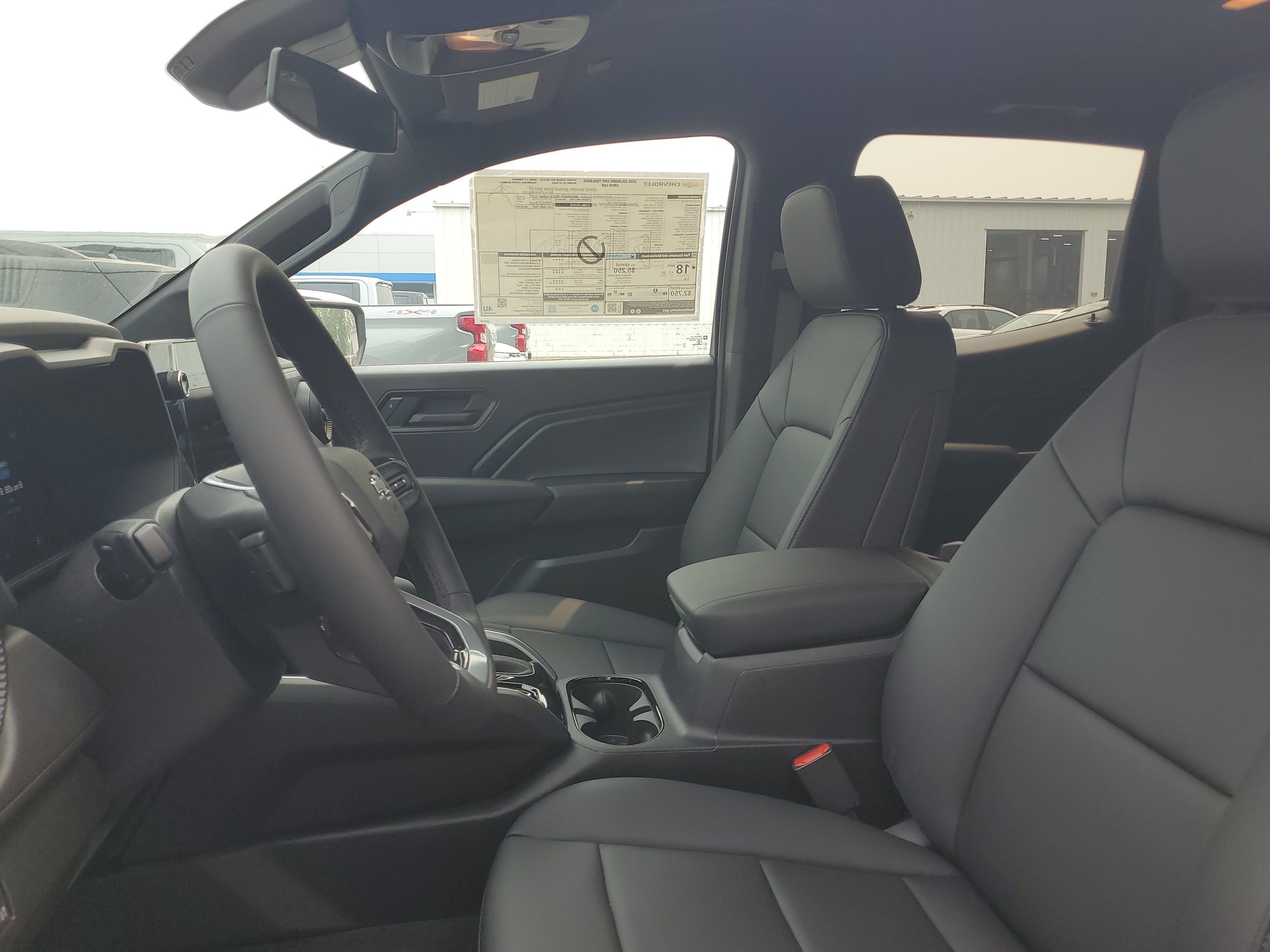 2026 Chevrolet Colorado Trail Boss - Photo 5