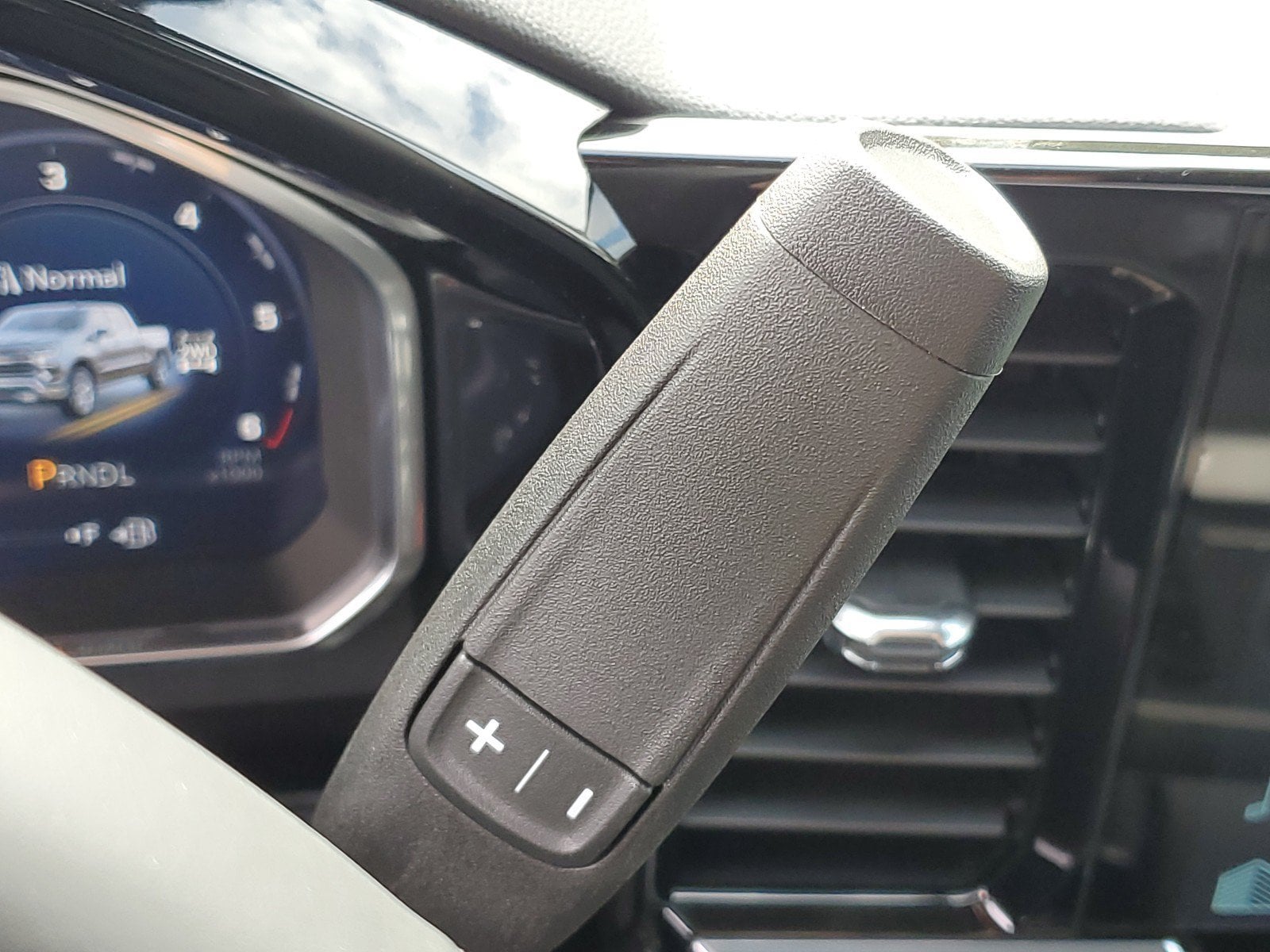 2026 Chevrolet Silverado 1500 LT - Photo 13