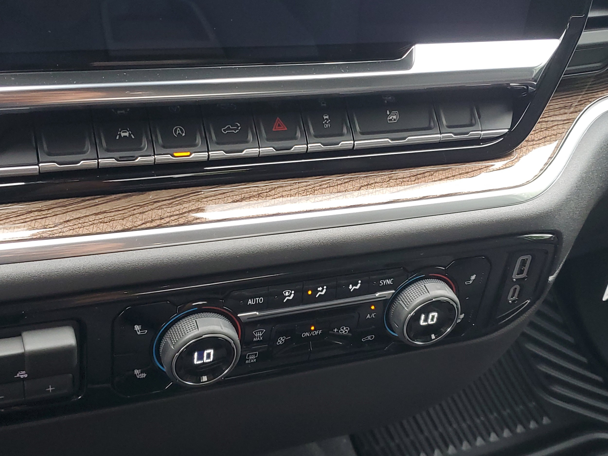 2026 Chevrolet Silverado 1500 LT - Photo 14