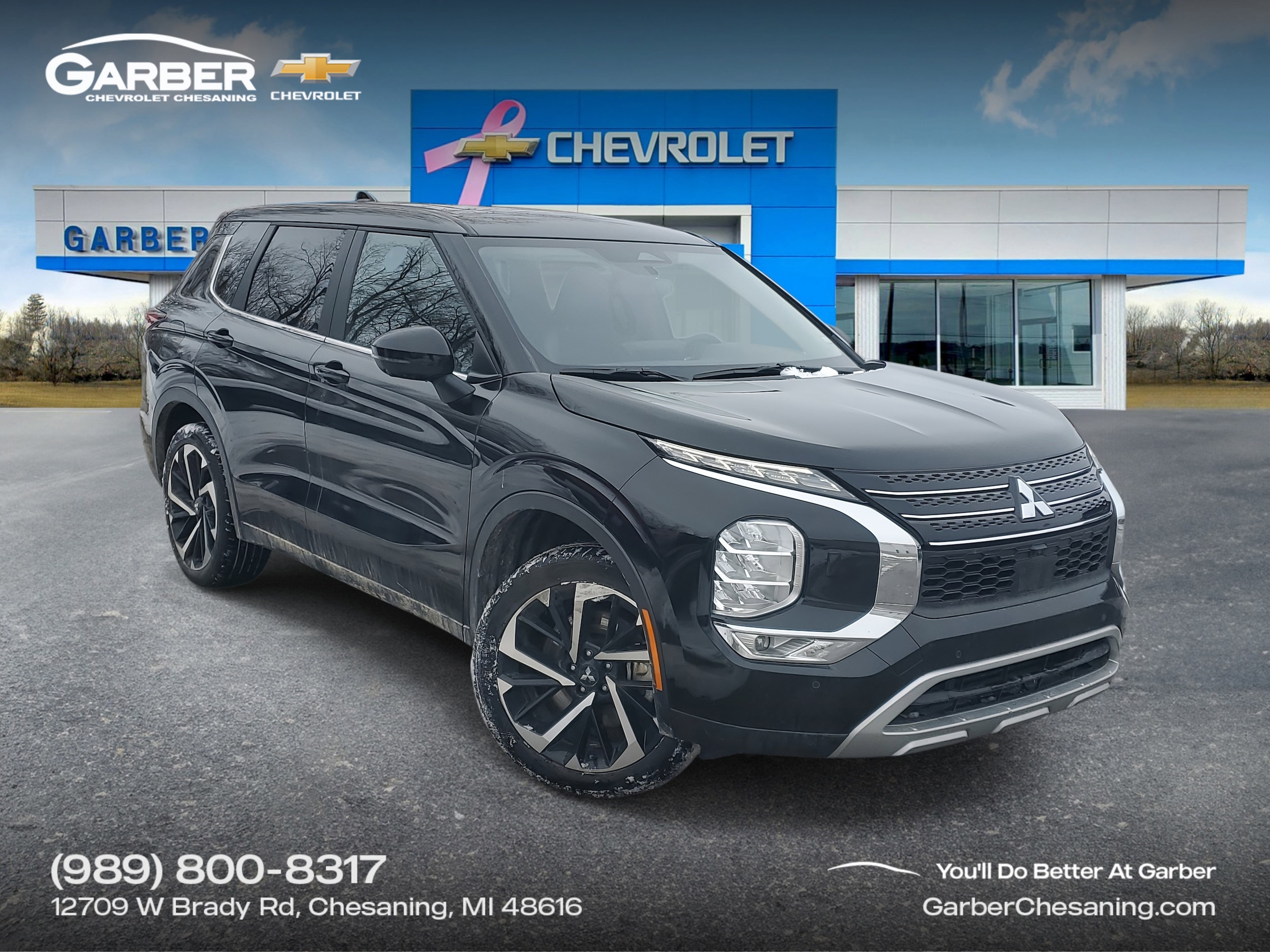 2024 Mitsubishi Outlander SE's photo