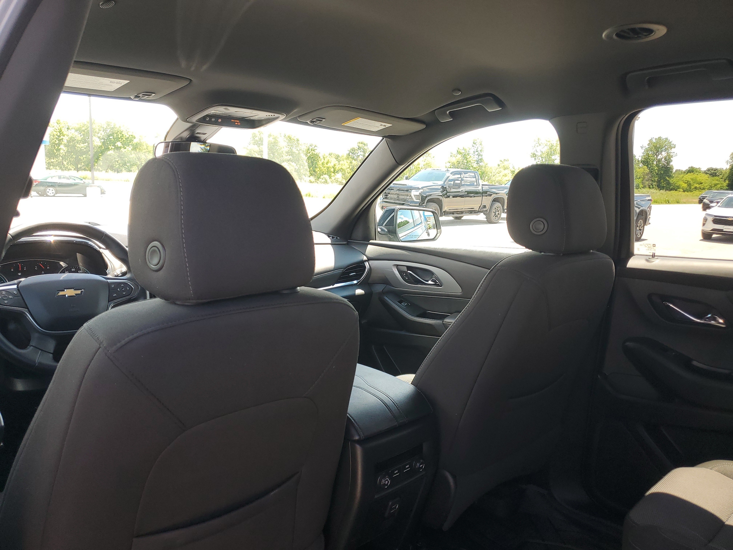 2023 Chevrolet Traverse 1LT - Photo 27