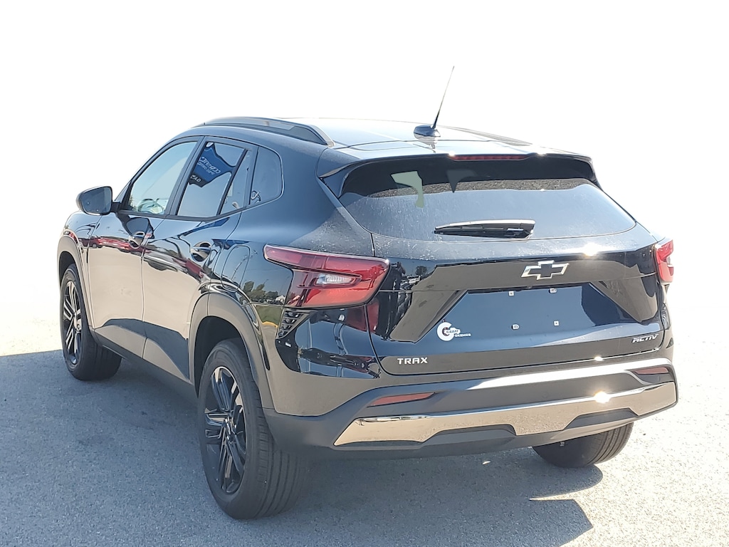 New 2025 Chevrolet Trax Activ SUV