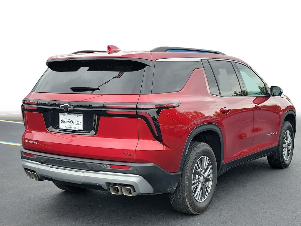 Used 2026 Chevrolet Traverse LT SUV