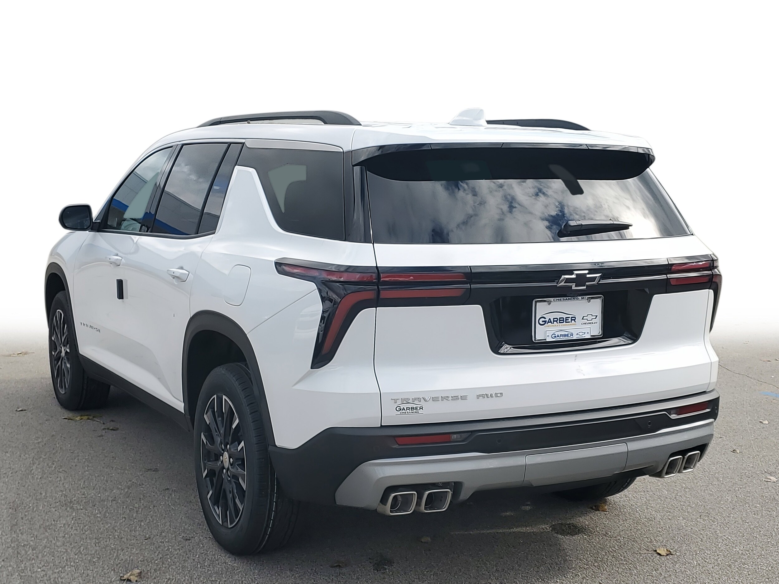 2026 Chevrolet Traverse photo 3