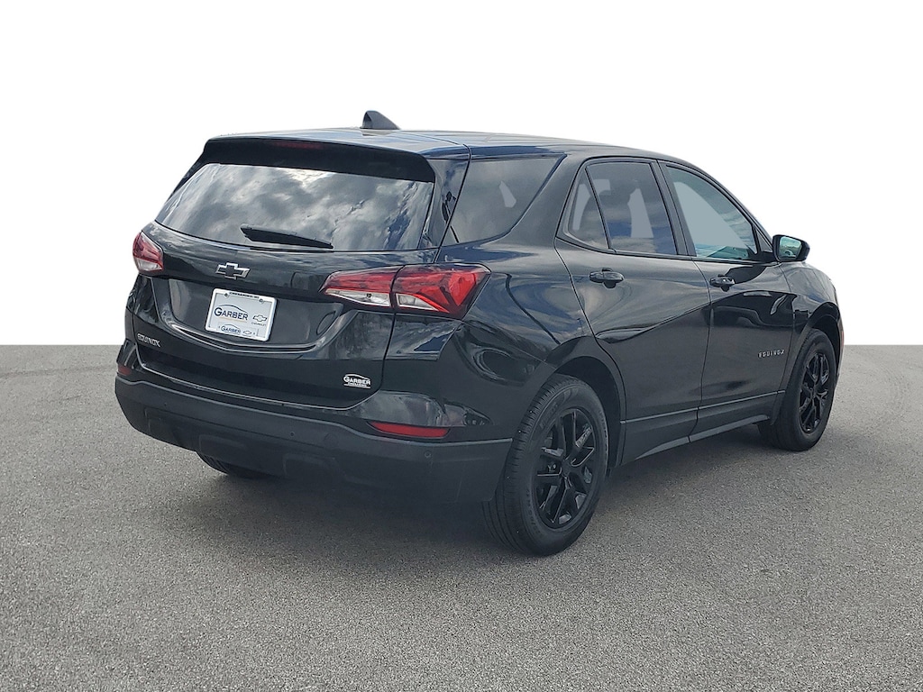 Used 2023 Chevrolet Equinox LS SUV