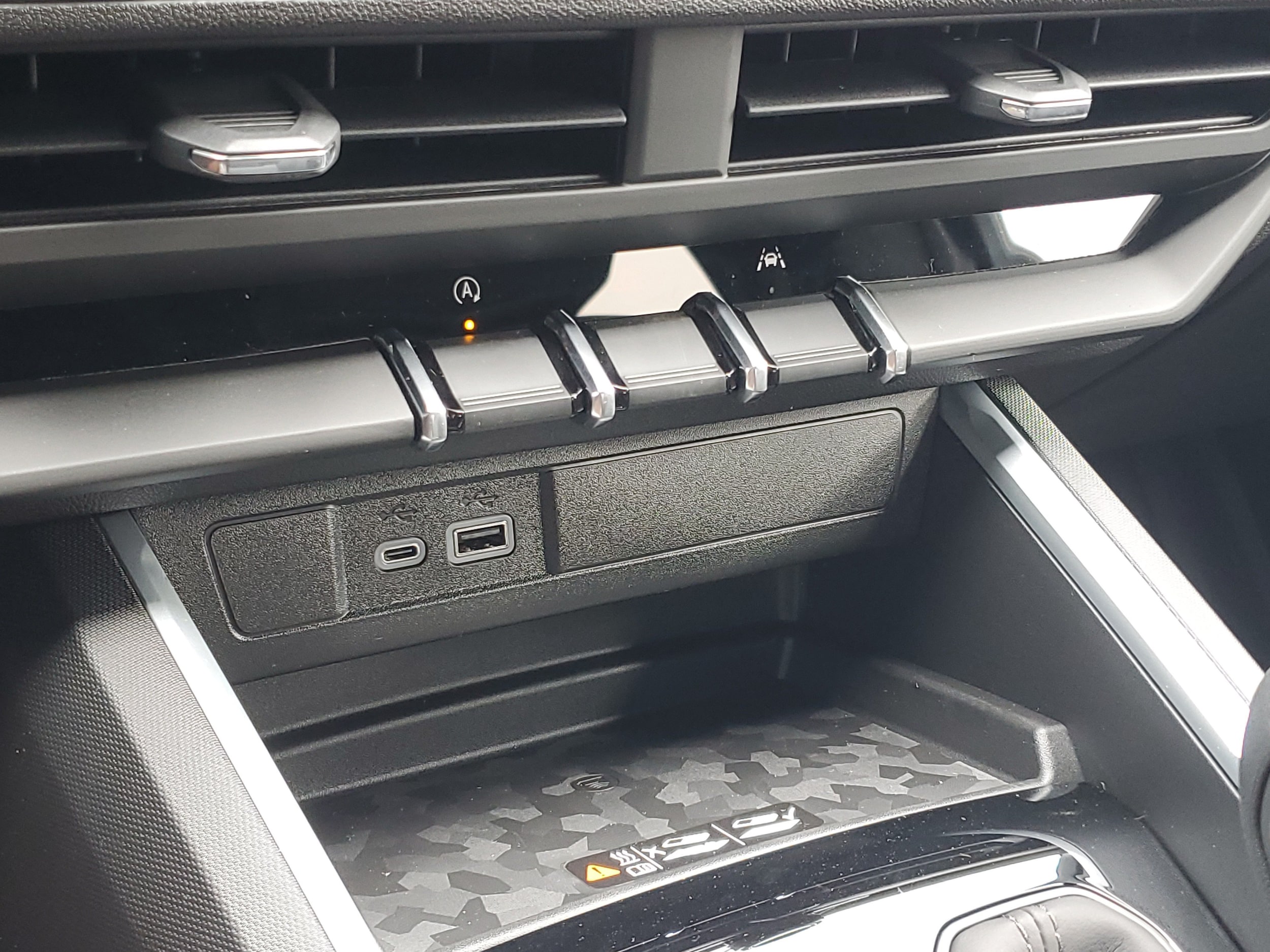 2026 Chevrolet Colorado Trail Boss - Photo 15