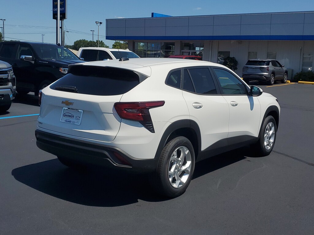New 2026 Chevrolet Trax LS SUV