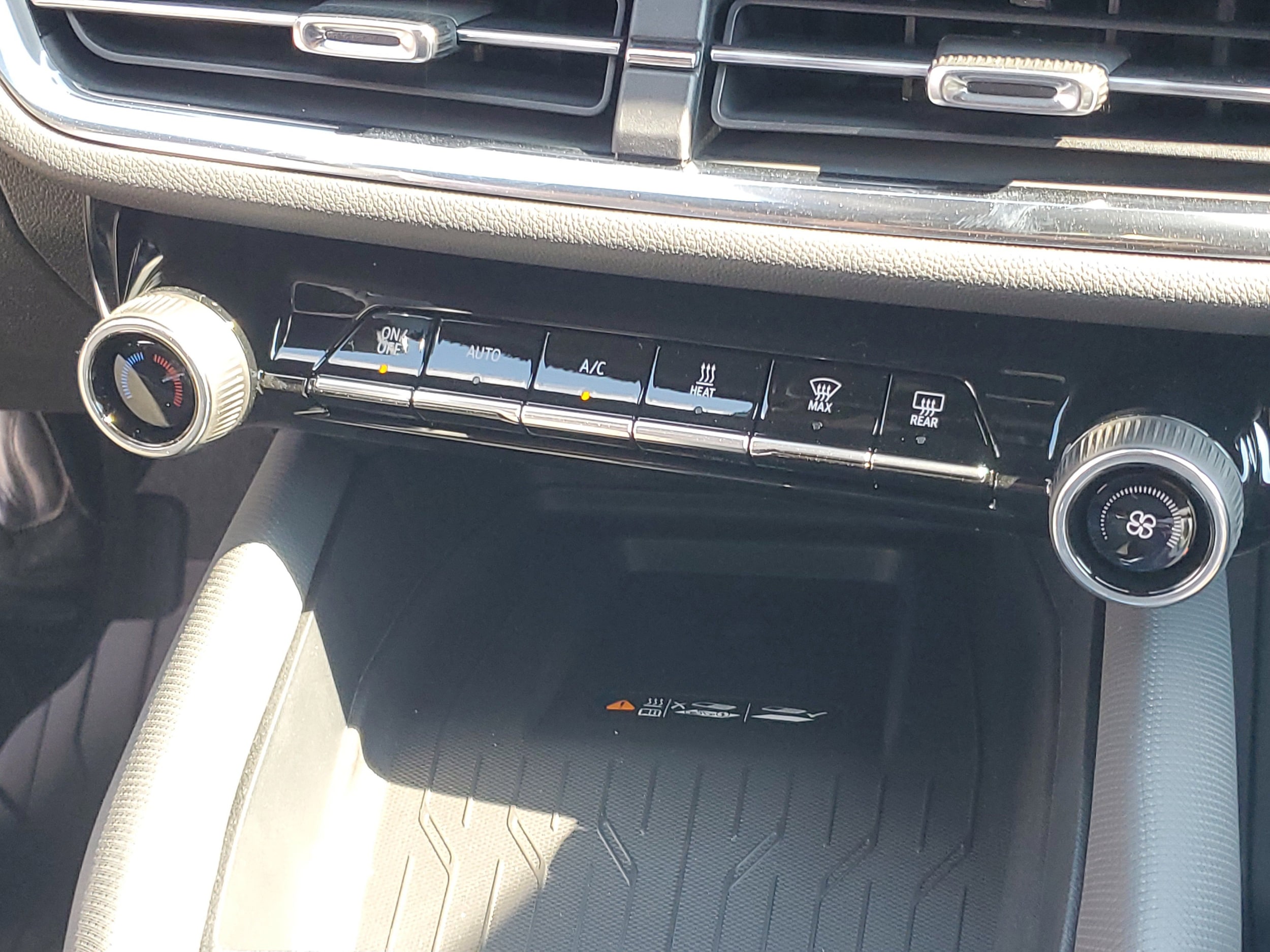 2026 Chevrolet Equinox EV 2LT - Photo 15