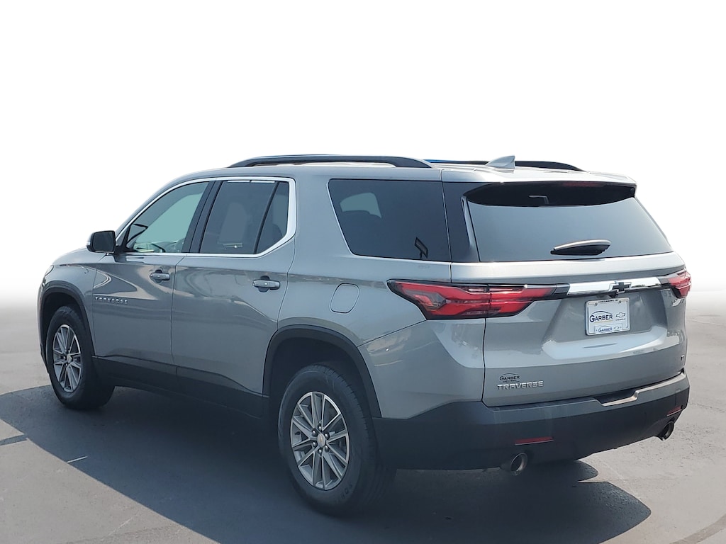 Used 2023 Chevrolet Traverse LT Cloth SUV
