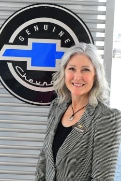 Staff member Stephanie Maike from ID_8f64d1