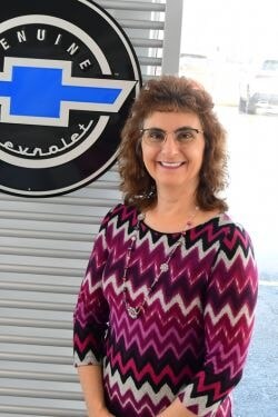 Staff member Paula Katch from ID_90dbab