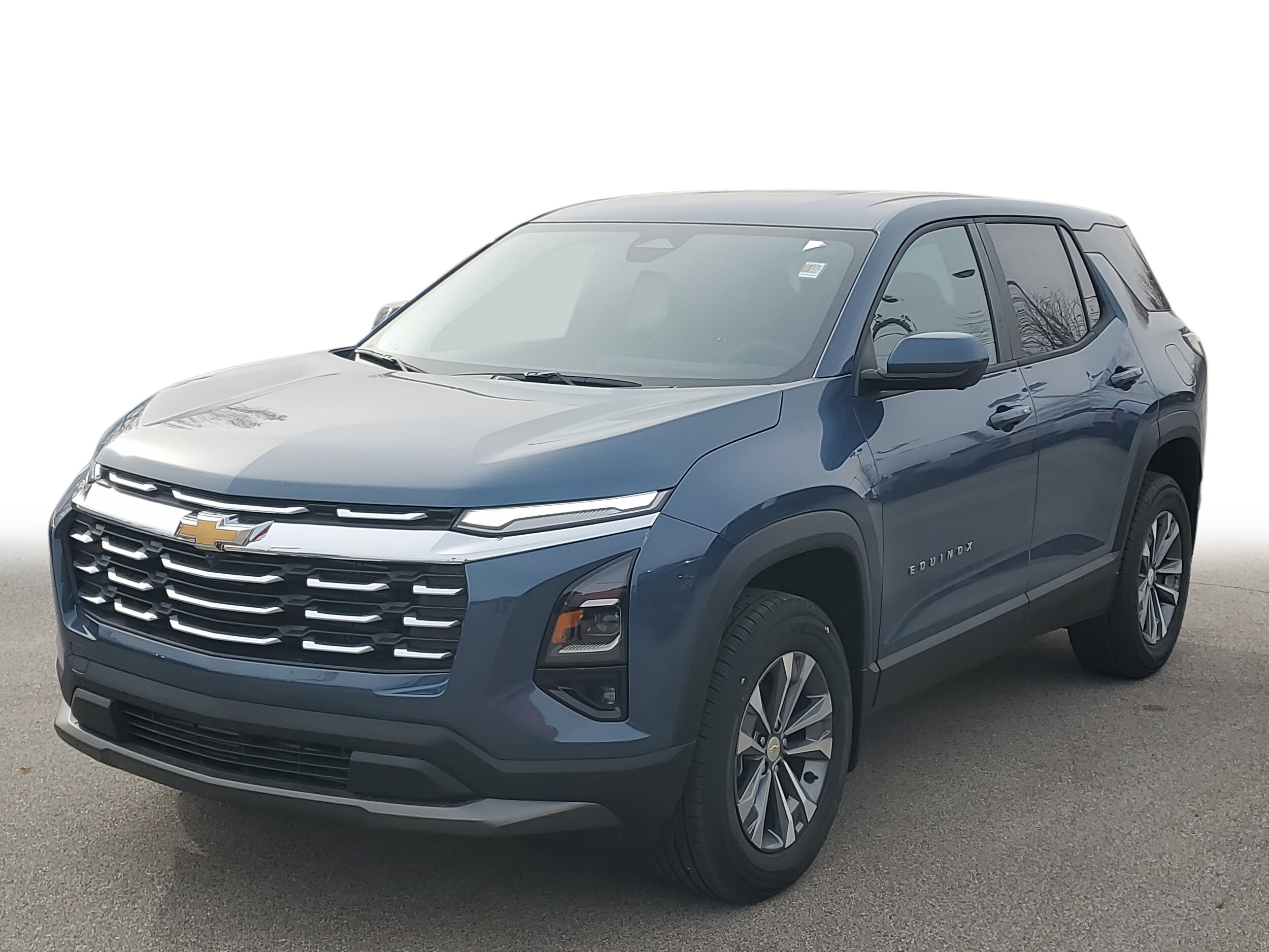 2026 Chevrolet Equinox LT photo 2