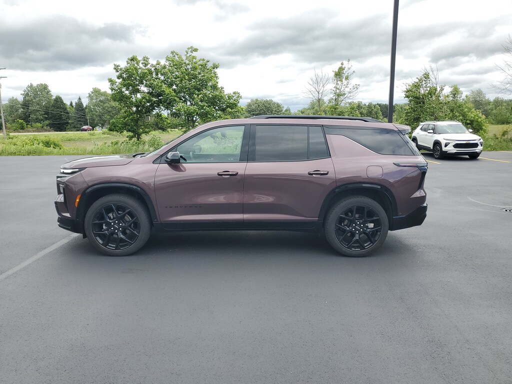 Used 2024 Chevrolet Traverse RS SUV