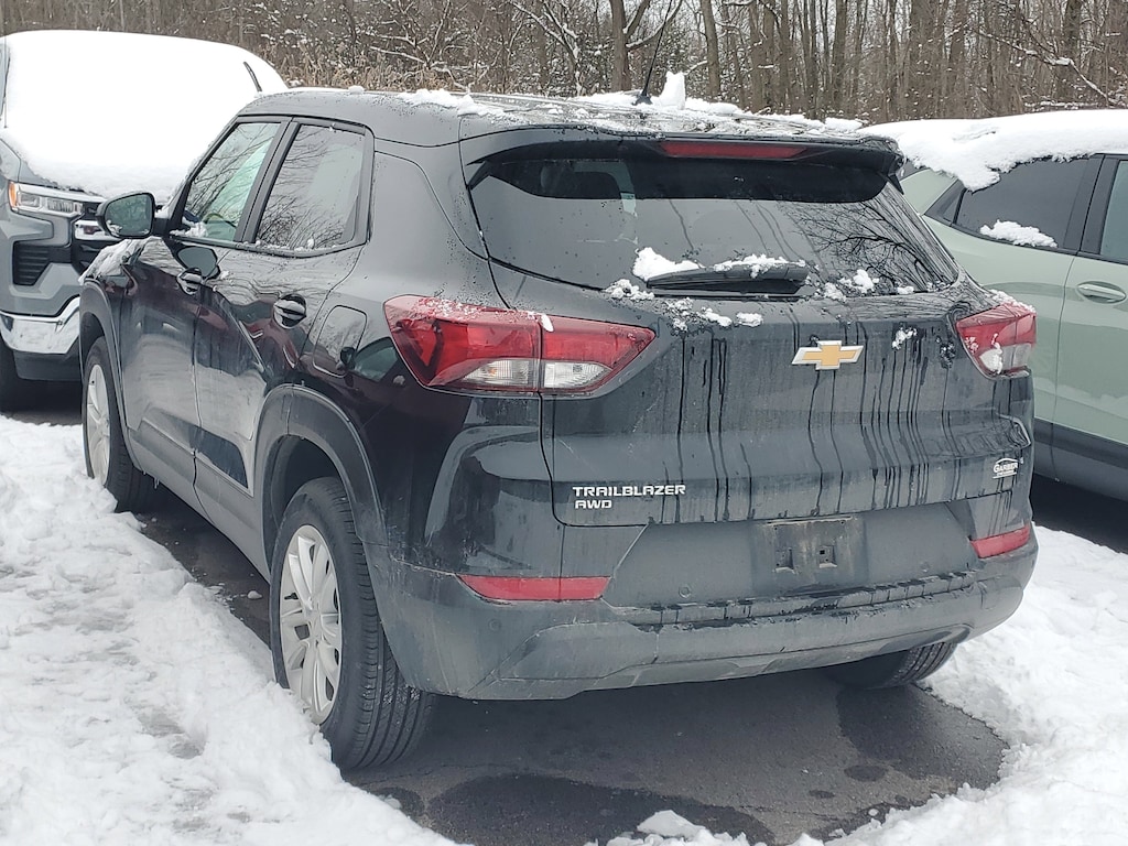 Used 2024 Chevrolet Trailblazer LS SUV