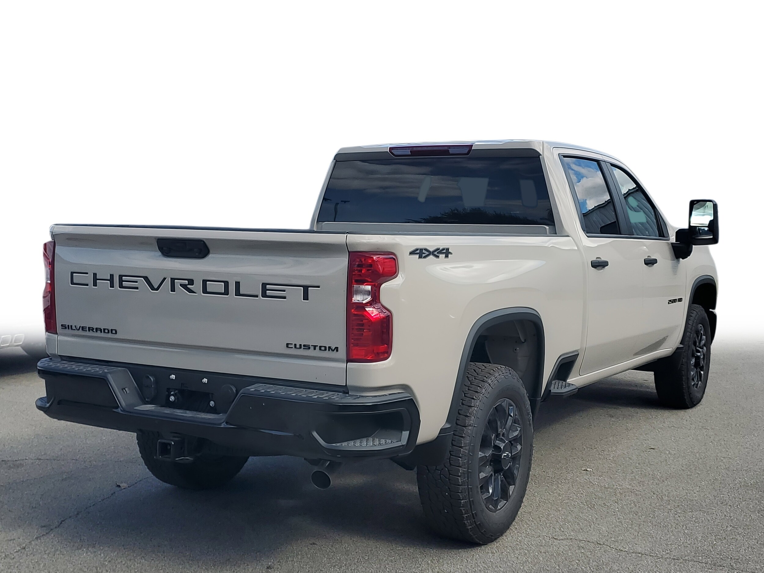 2026 Chevrolet Silverado 2500HD Custom photo 4