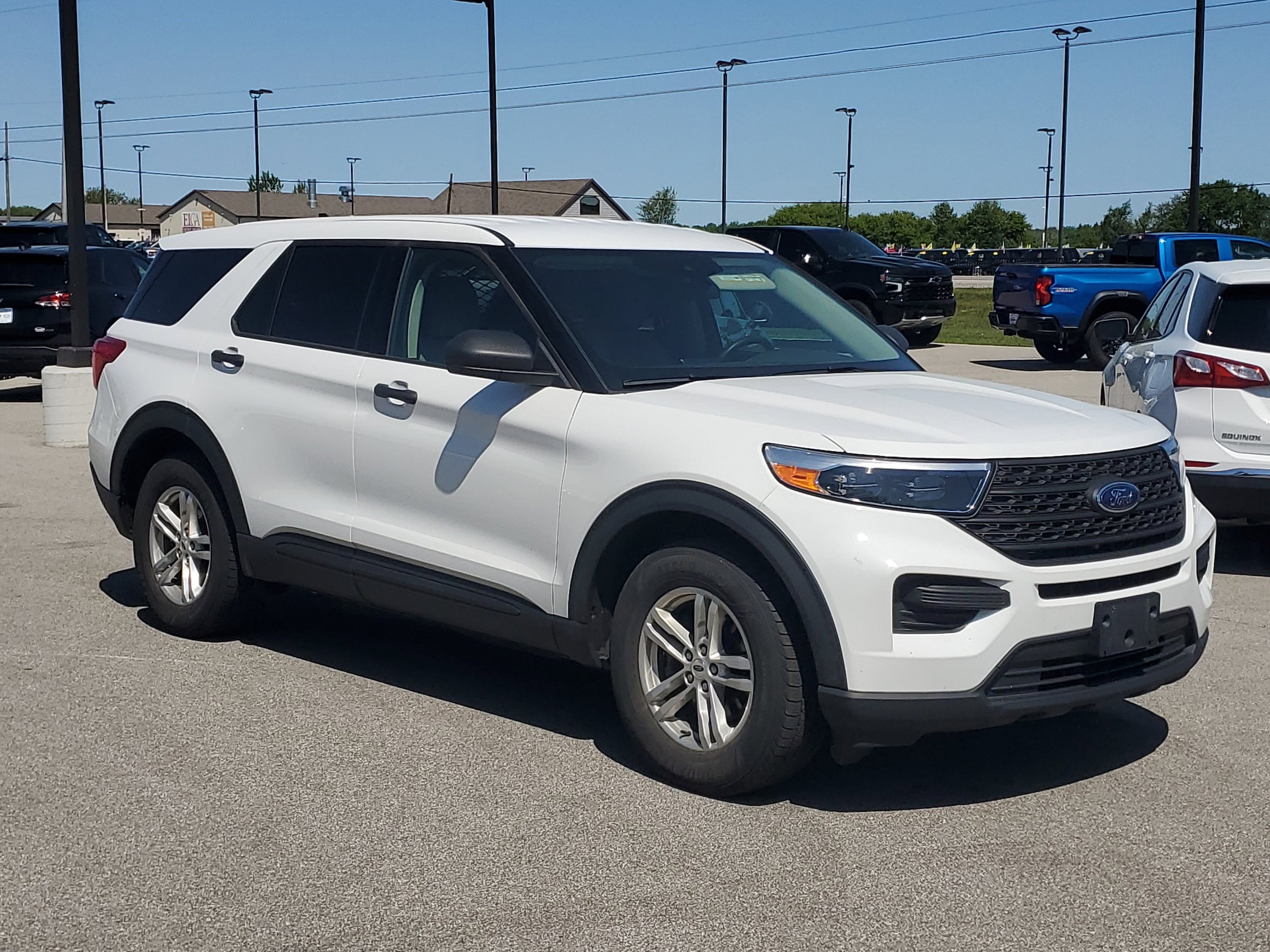 2023 Ford Explorer Base 4WD's photo