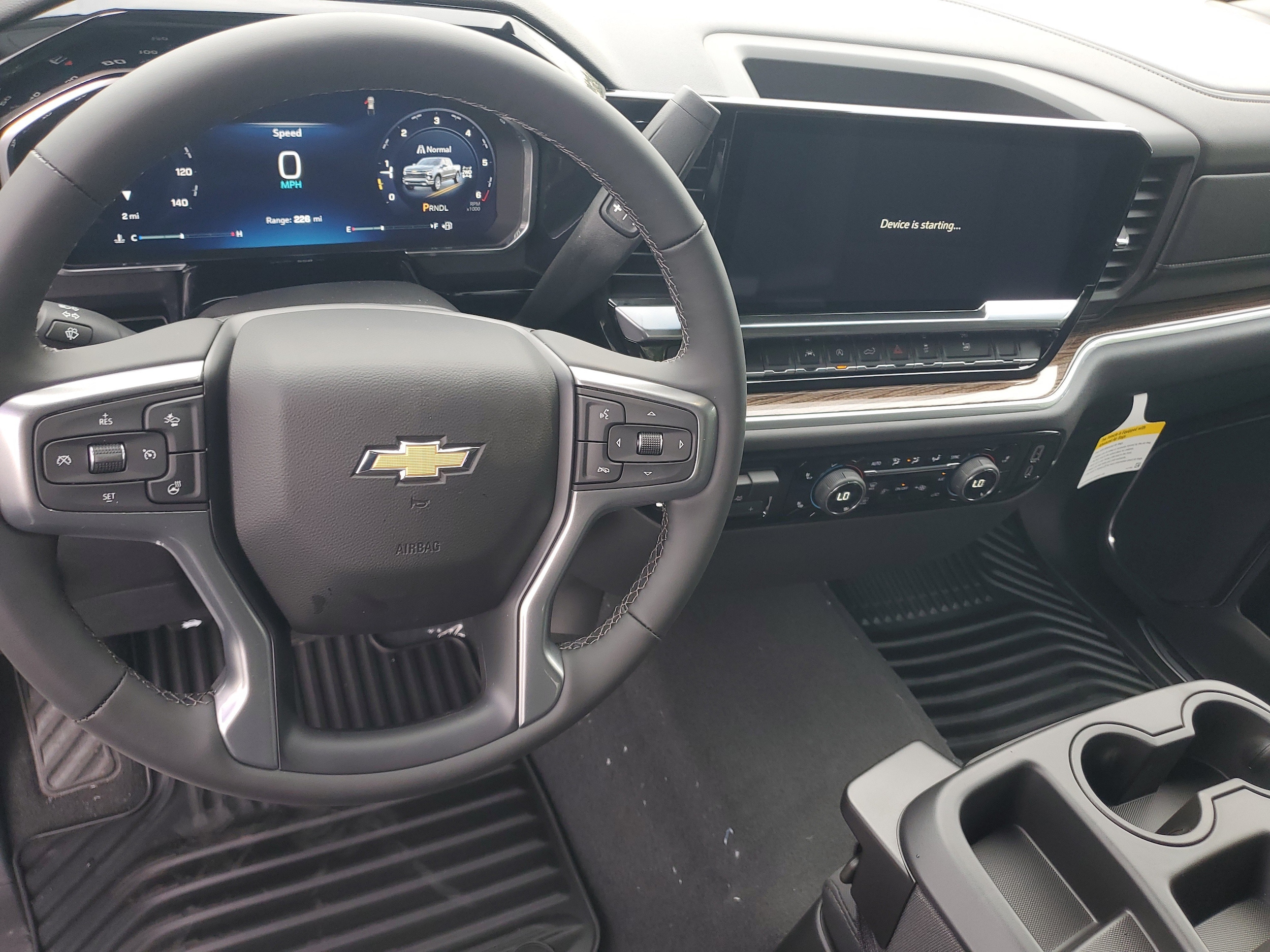 2026 Chevrolet Silverado 1500 LT - Photo 6