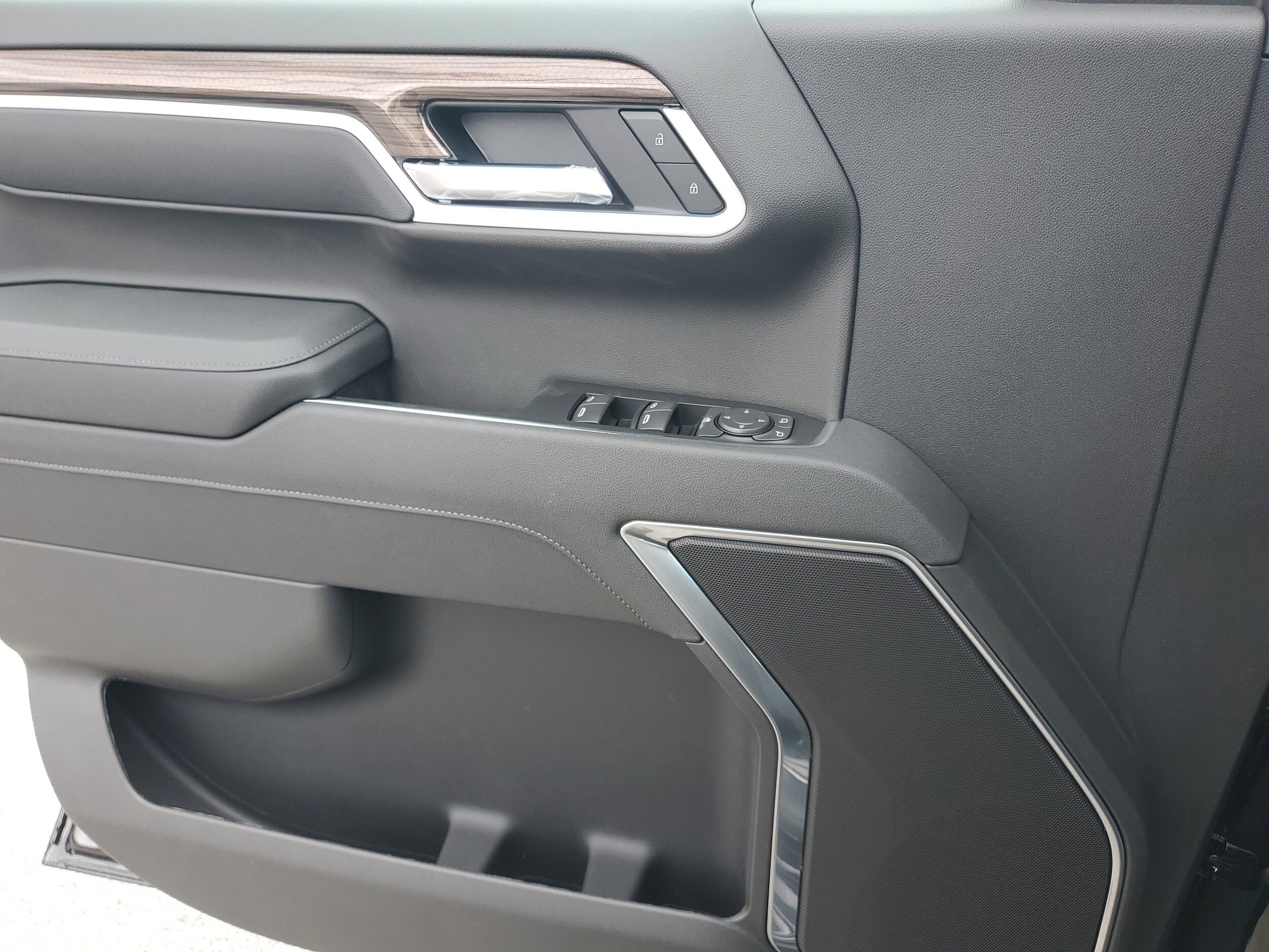 2026 Chevrolet Silverado 1500 LT - Photo 19
