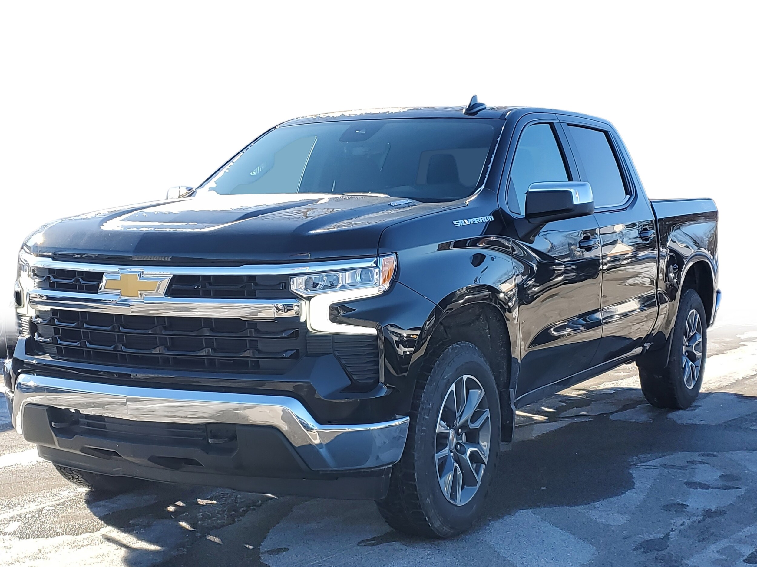 2026 Chevrolet Silverado 1500 LT photo 2