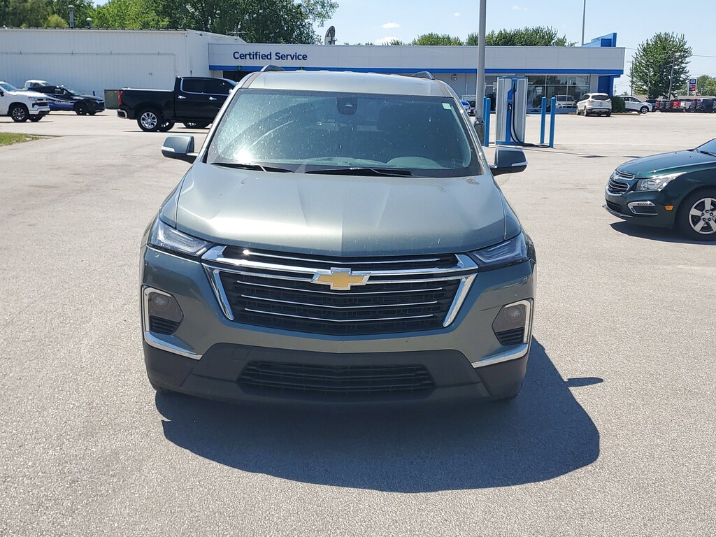 Used 2023 Chevrolet Traverse LT Cloth SUV