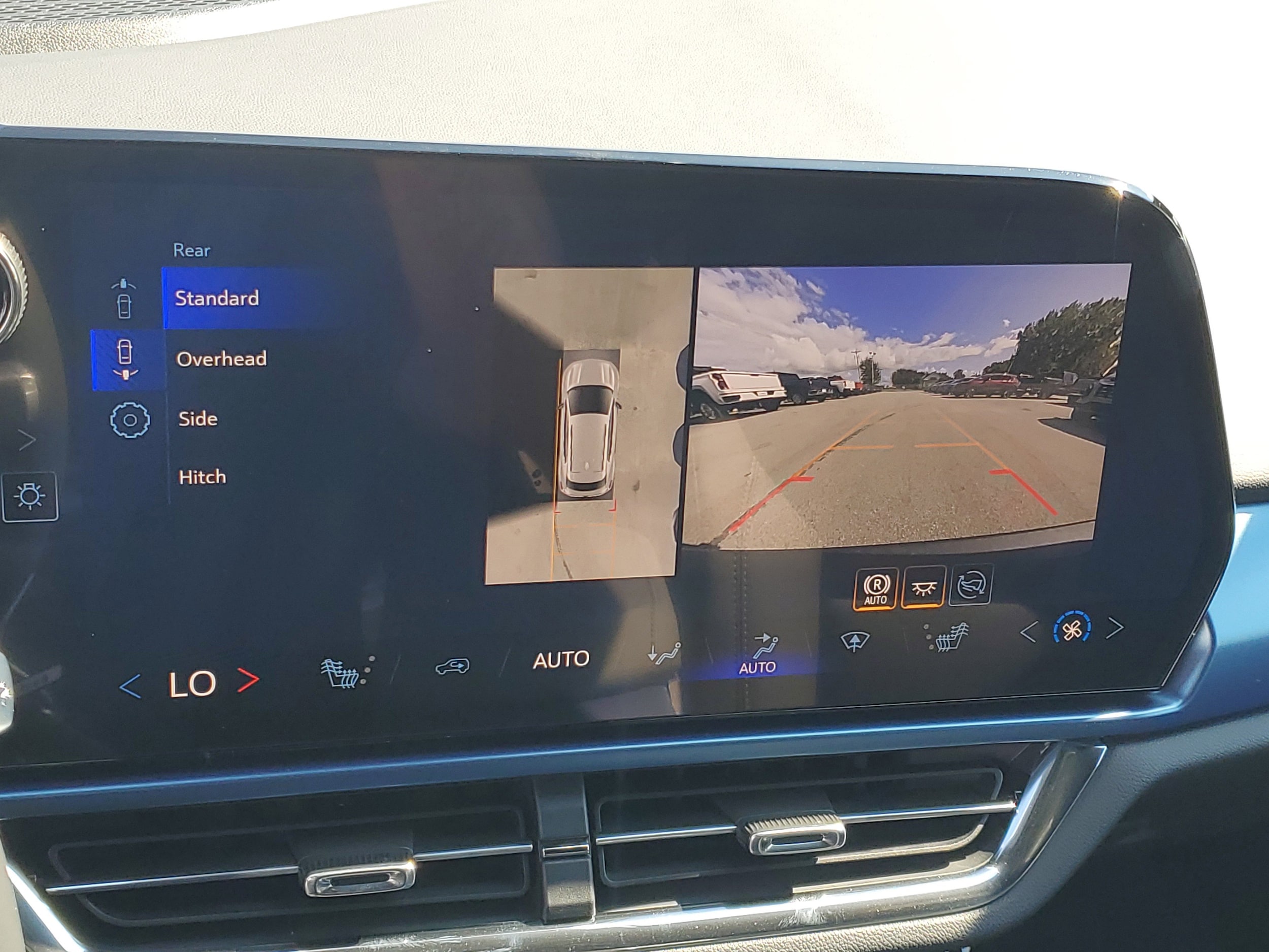 2026 Chevrolet Equinox EV 2LT - Photo 14