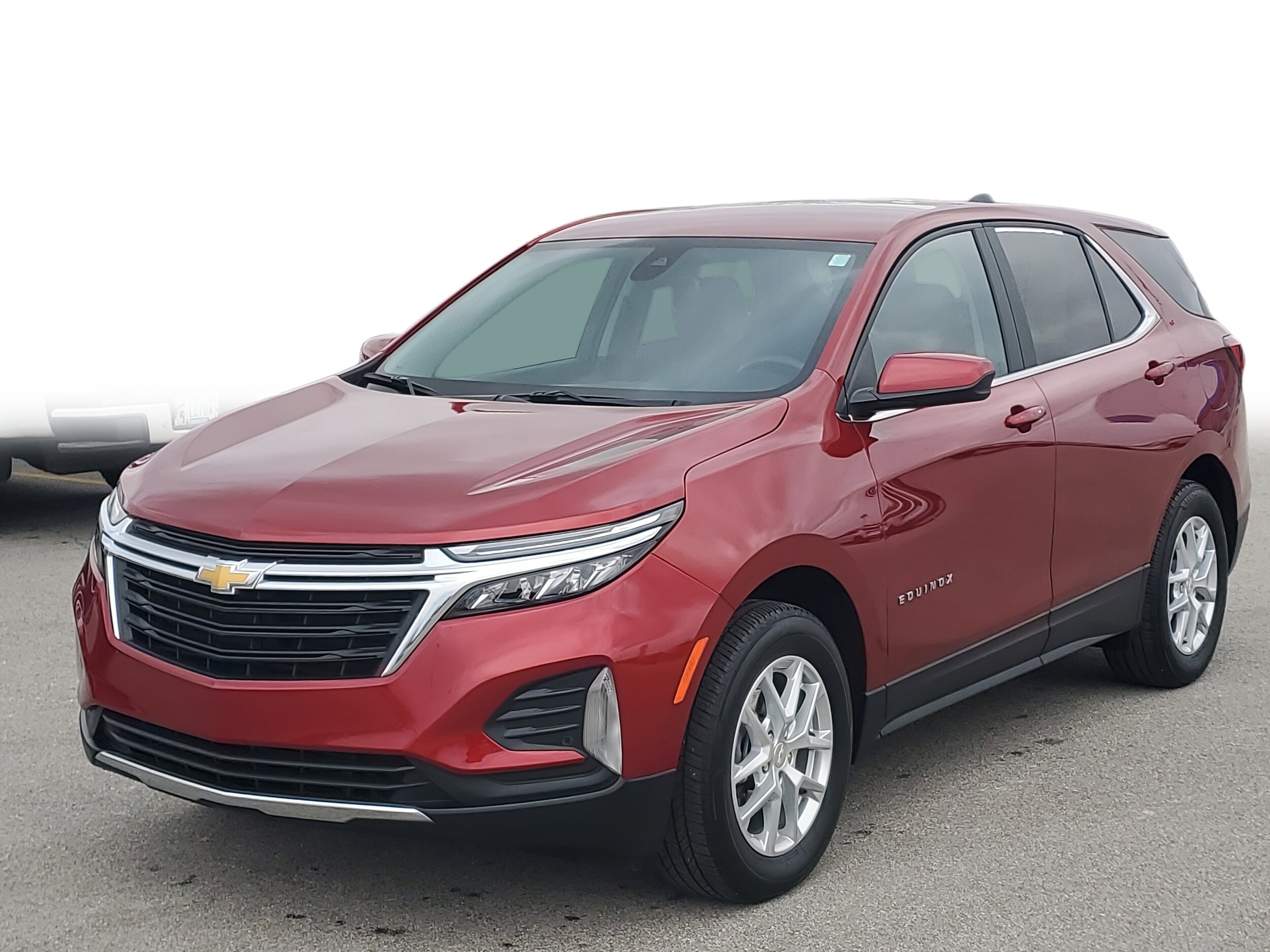 2024 Chevrolet Equinox LT photo 2