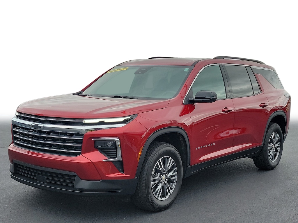 Used 2026 Chevrolet Traverse LT SUV
