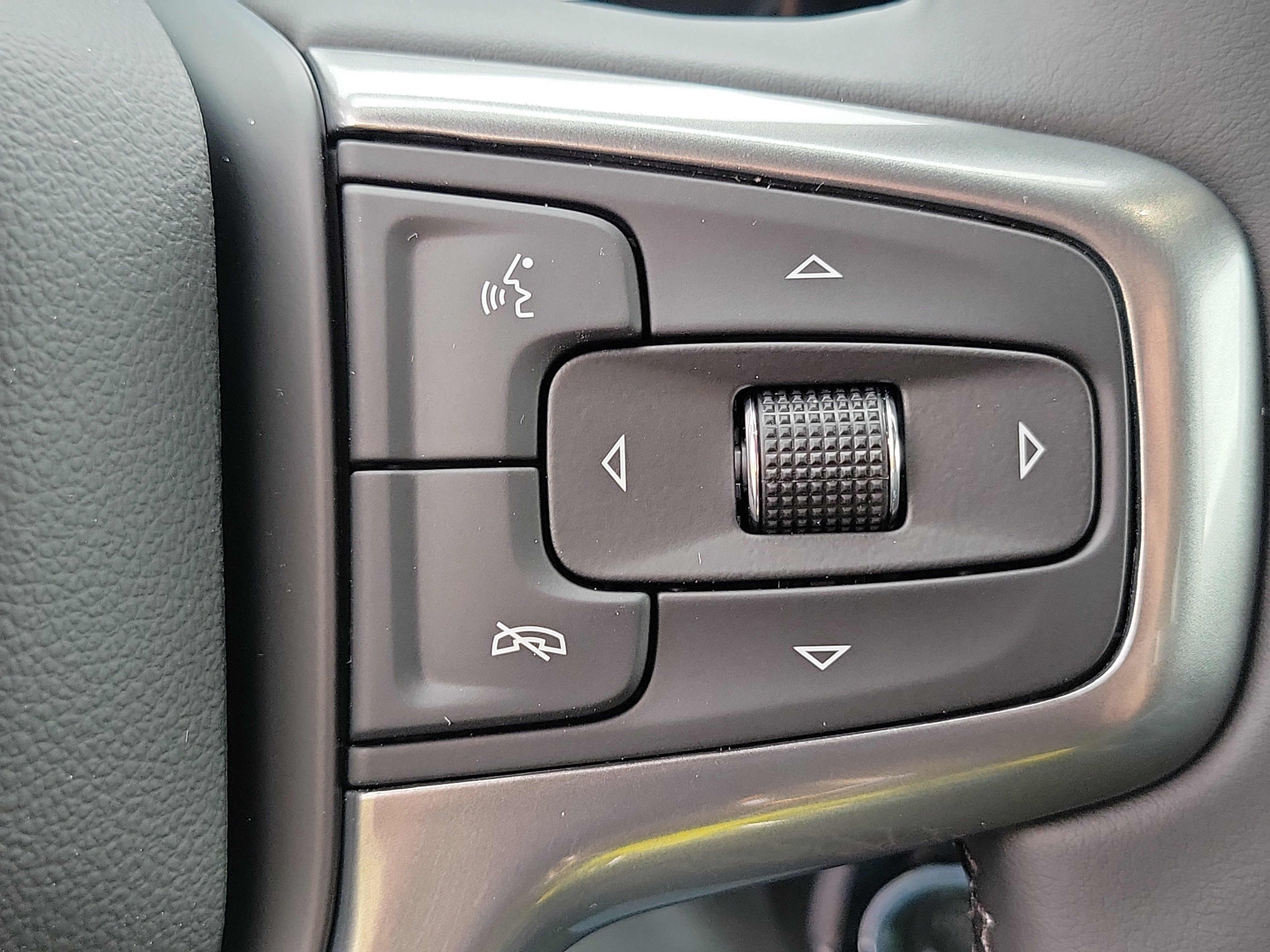 2026 Chevrolet Silverado 1500 LT - Photo 19