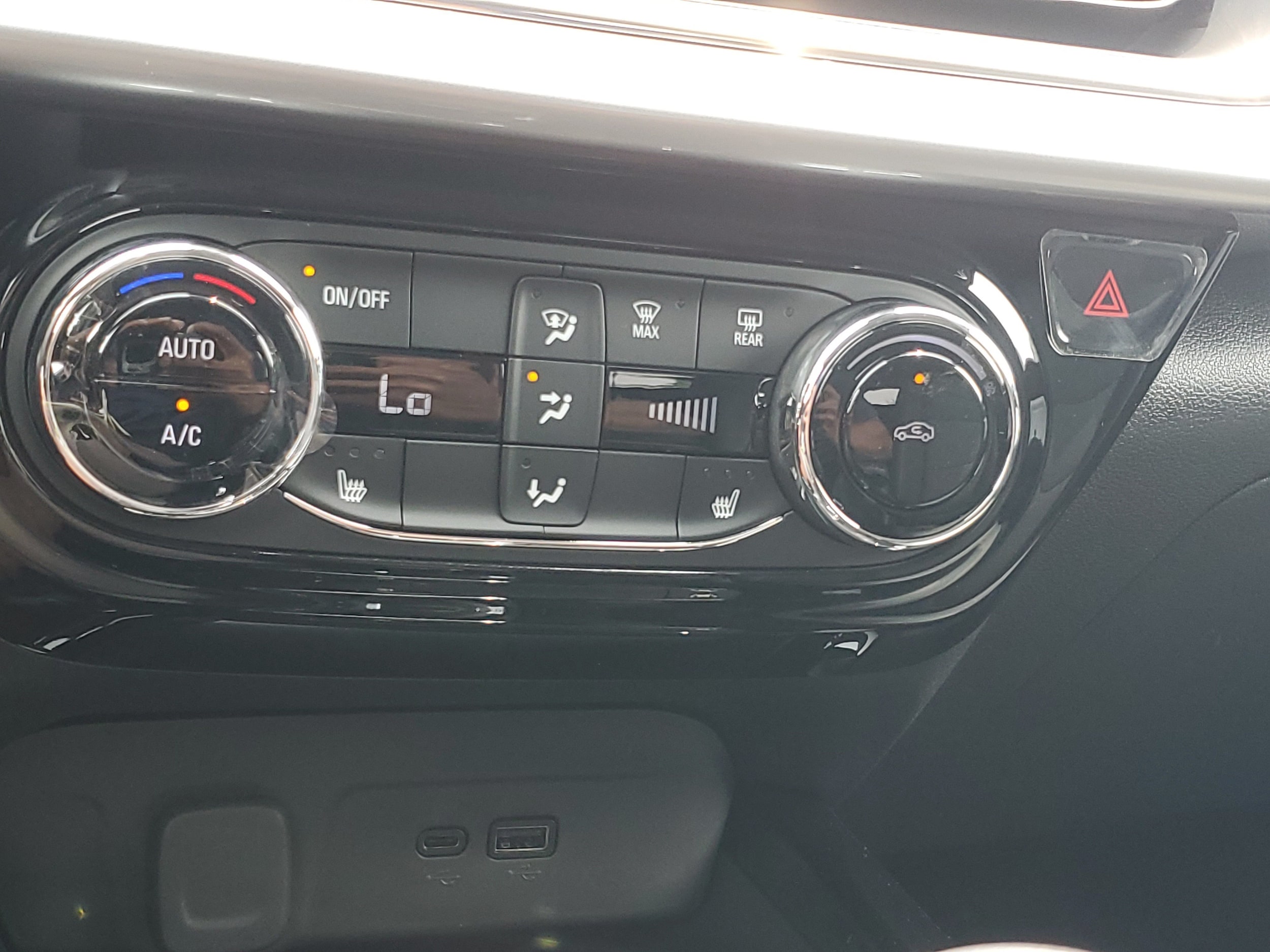 2026 Chevrolet Trax LT - Photo 14