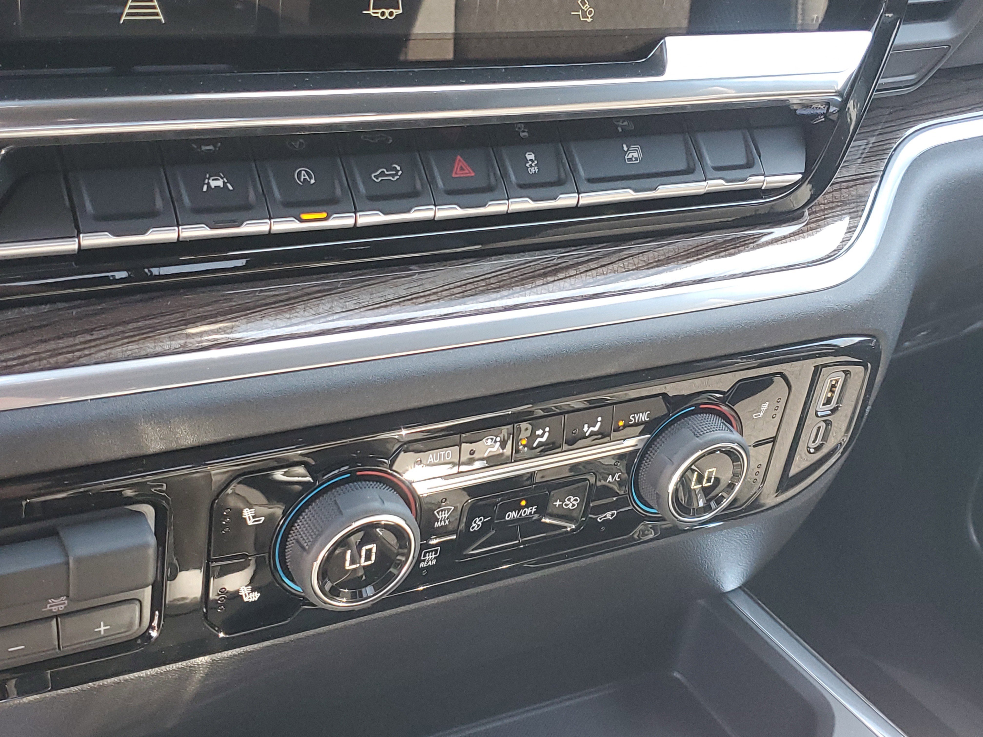 2026 Chevrolet Silverado 1500 RST - Photo 14