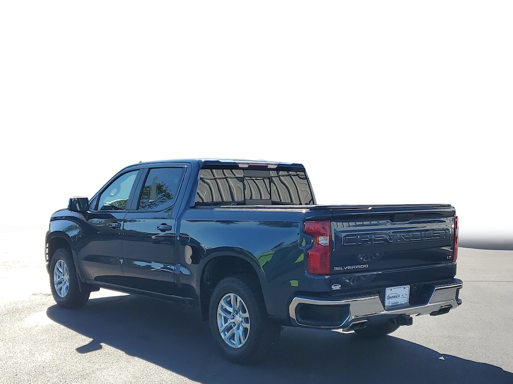 Used 2020 Chevrolet Silverado 1500 LT Truck Crew Cab