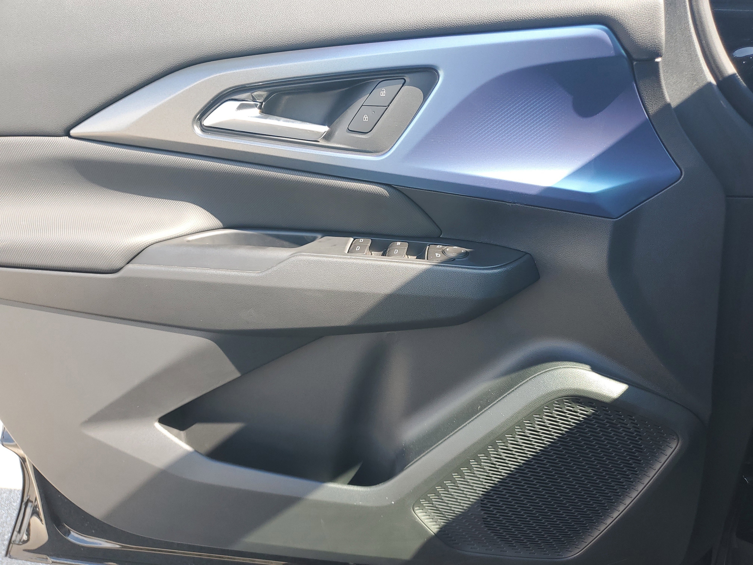 2026 Chevrolet Equinox EV 2LT - Photo 19