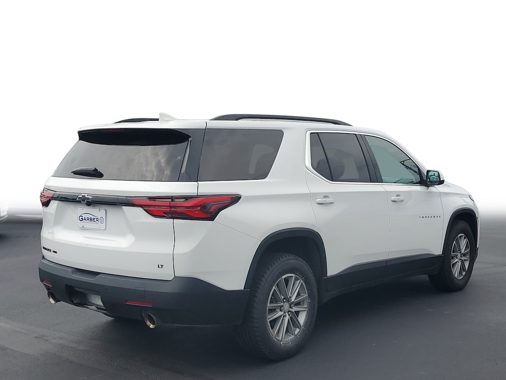 Used 2022 Chevrolet Traverse LT Cloth SUV