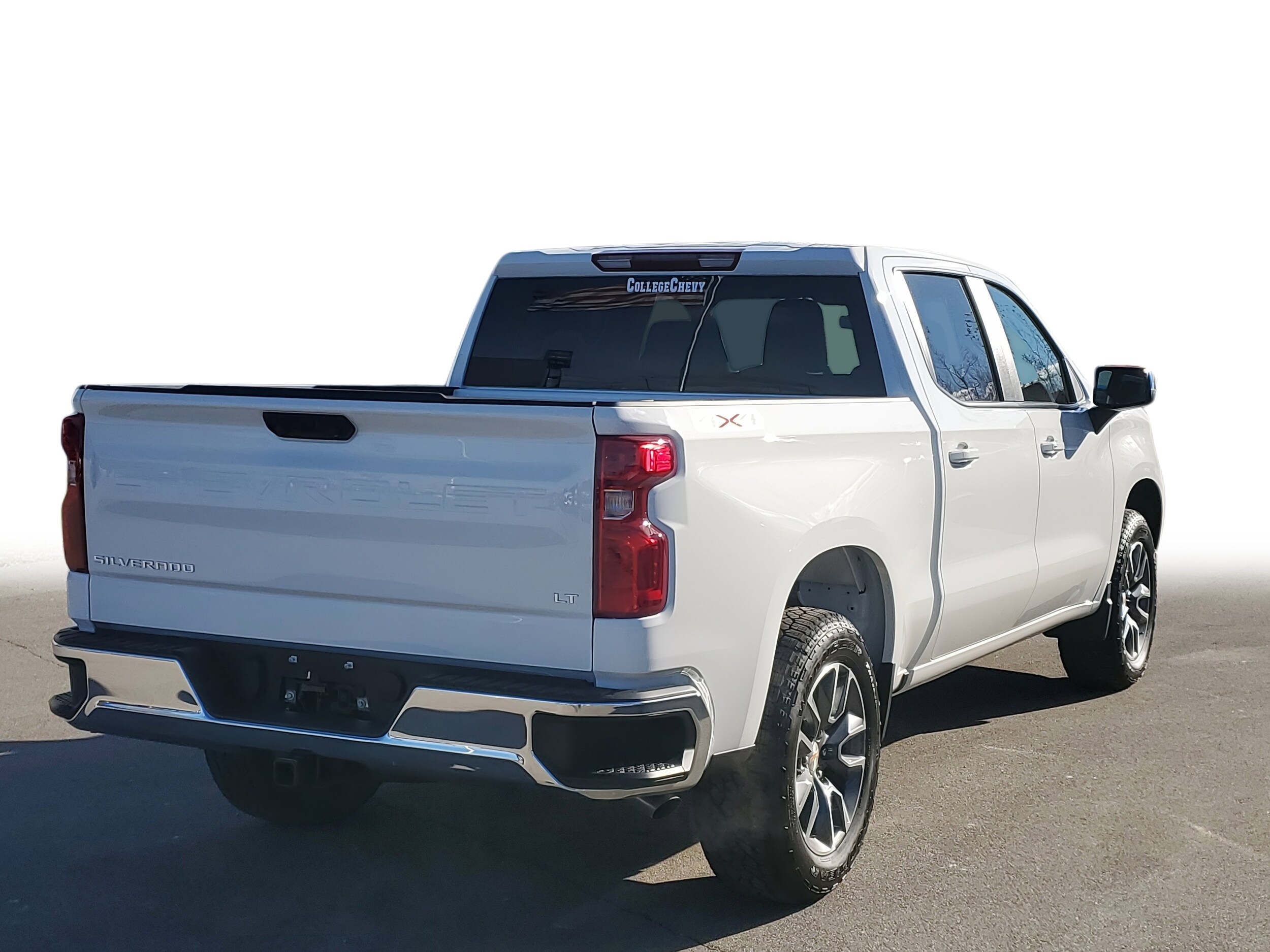 2026 Chevrolet Silverado 1500 LT photo 4