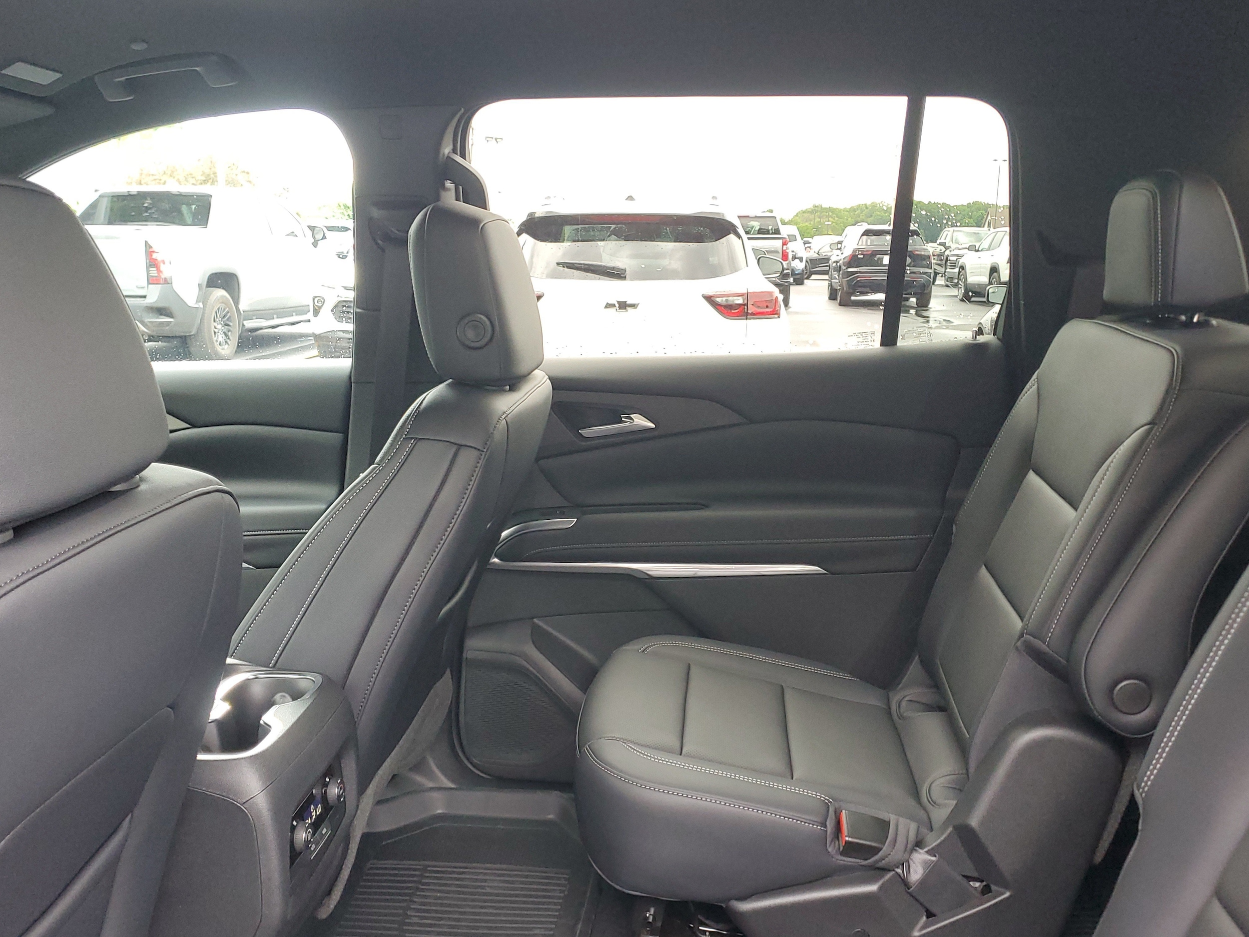 2026 Chevrolet Traverse LT - Photo 26
