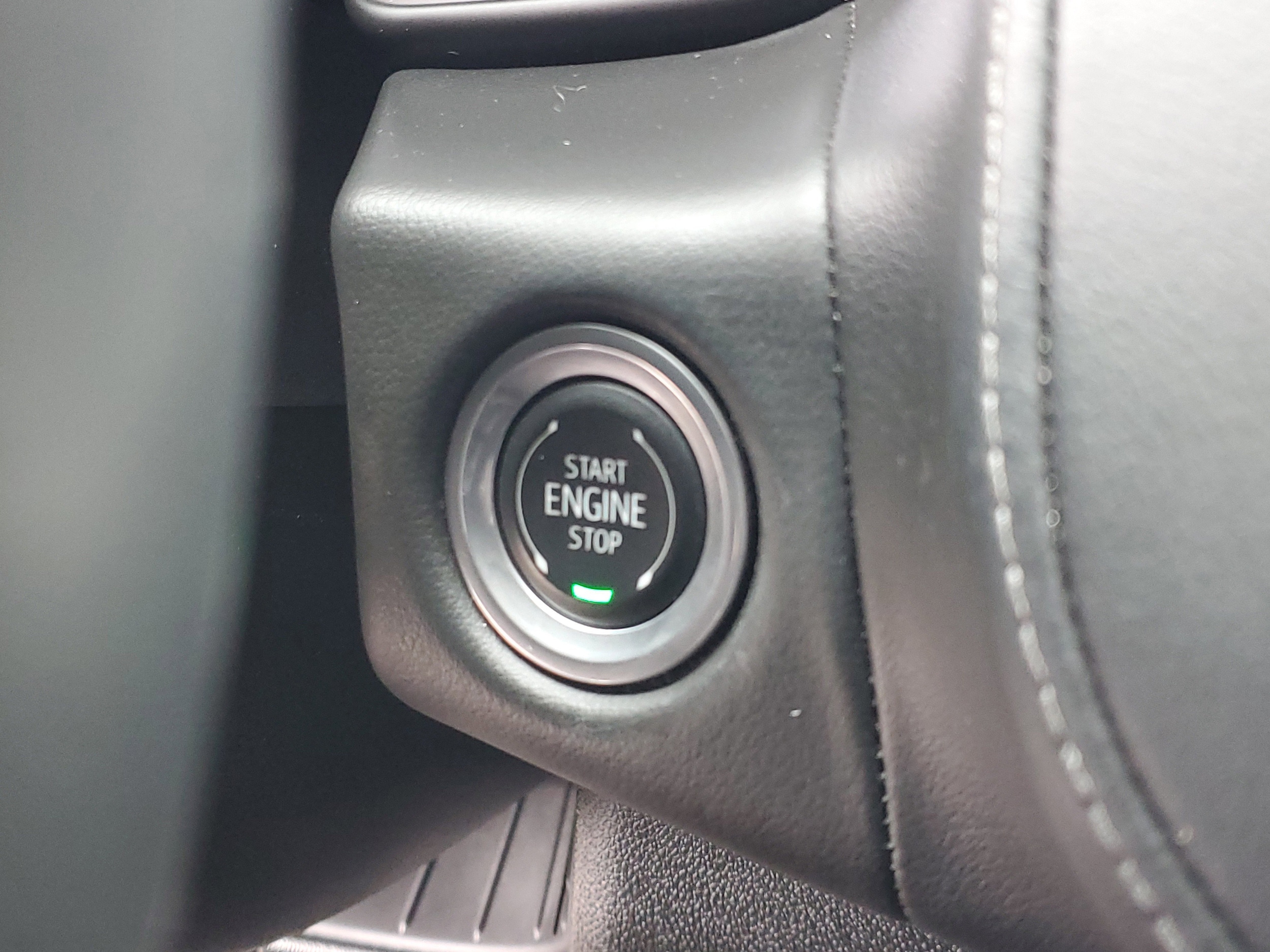 2024 GMC Yukon SLE - Photo 12