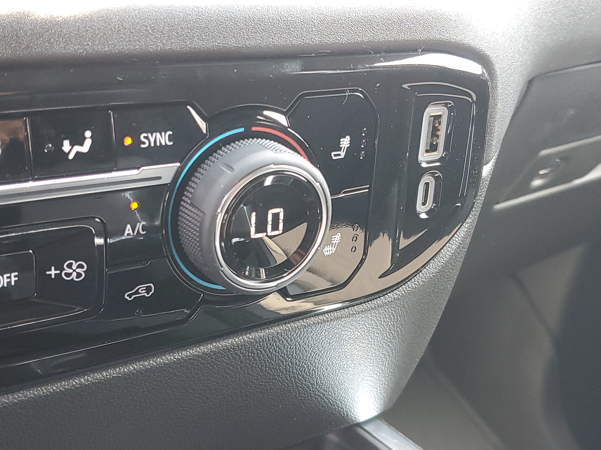 2026 Chevrolet Silverado 1500 RST - Photo 17